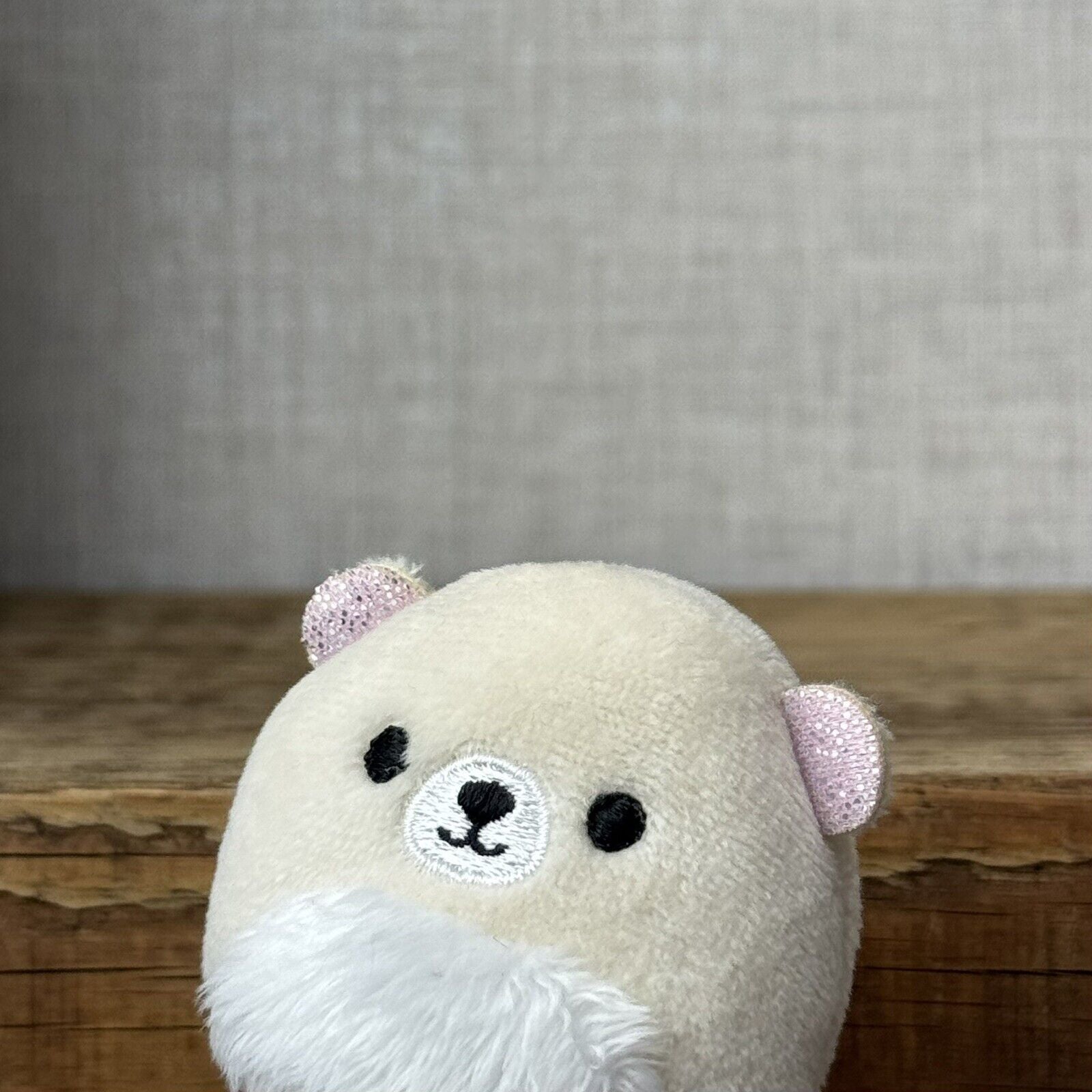 Squishmallows Squishville - Micromallows - Thelma Polar Bear (shiny Ears) 2”