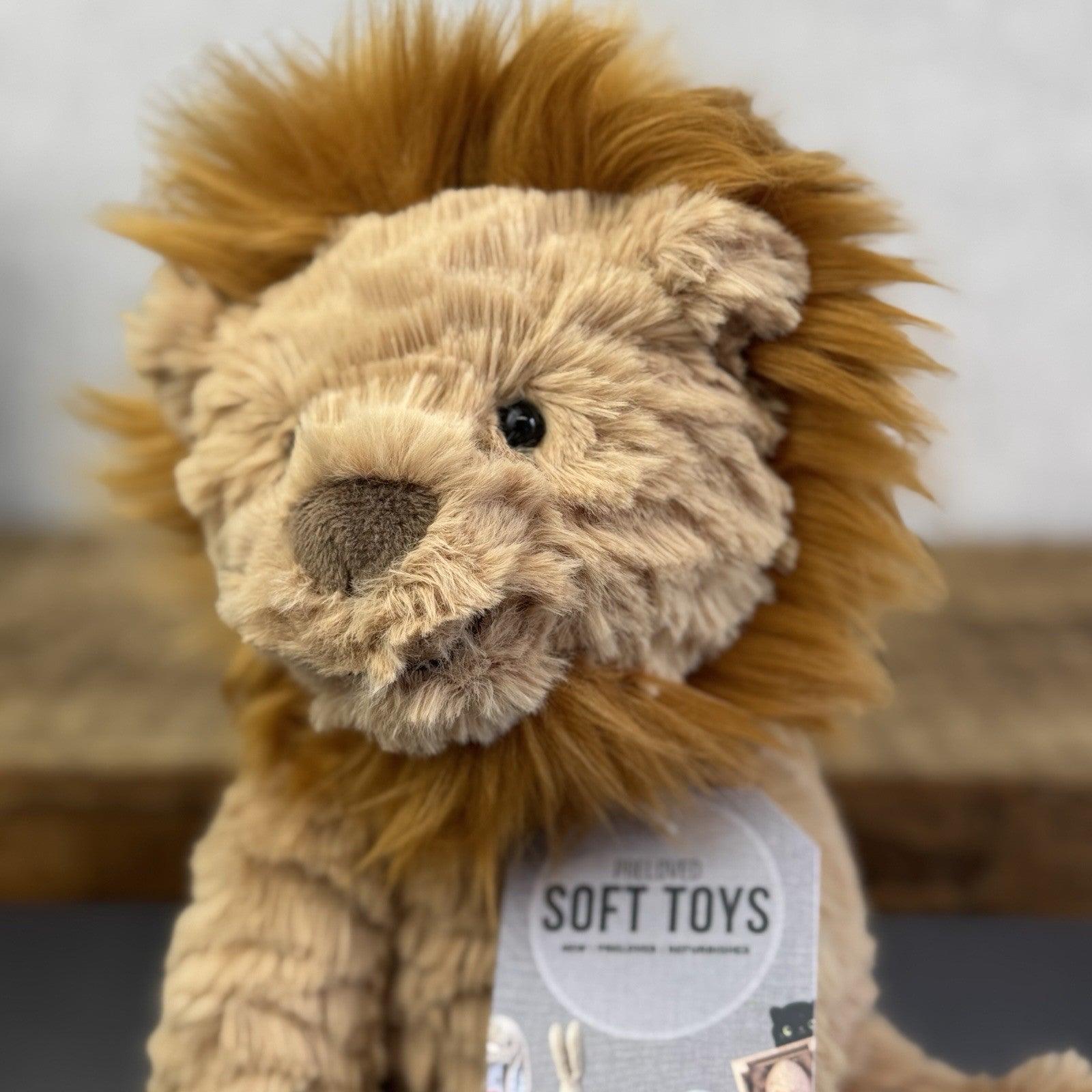 Jellycat Medium Fuddlewuddle Lion - Textured Sitting Lion Beanie Soft Toy 9”