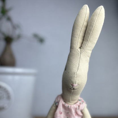 Maileg Medium Rabbit 2016 - ID 16-3200-00 - Floral Set Rabbit Retired - 20”/51cm