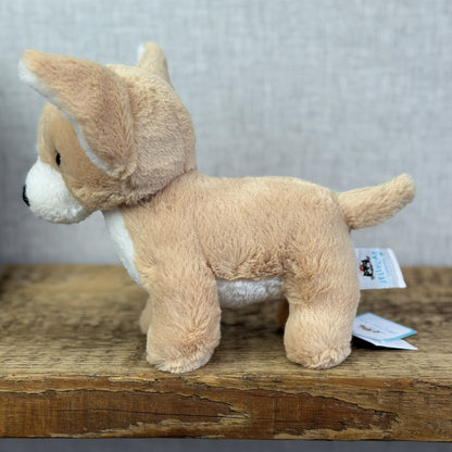 Jellycat Isobel Chihuahua - Small Soft Toy Dog Plush Beanie Cute Puppy 7"