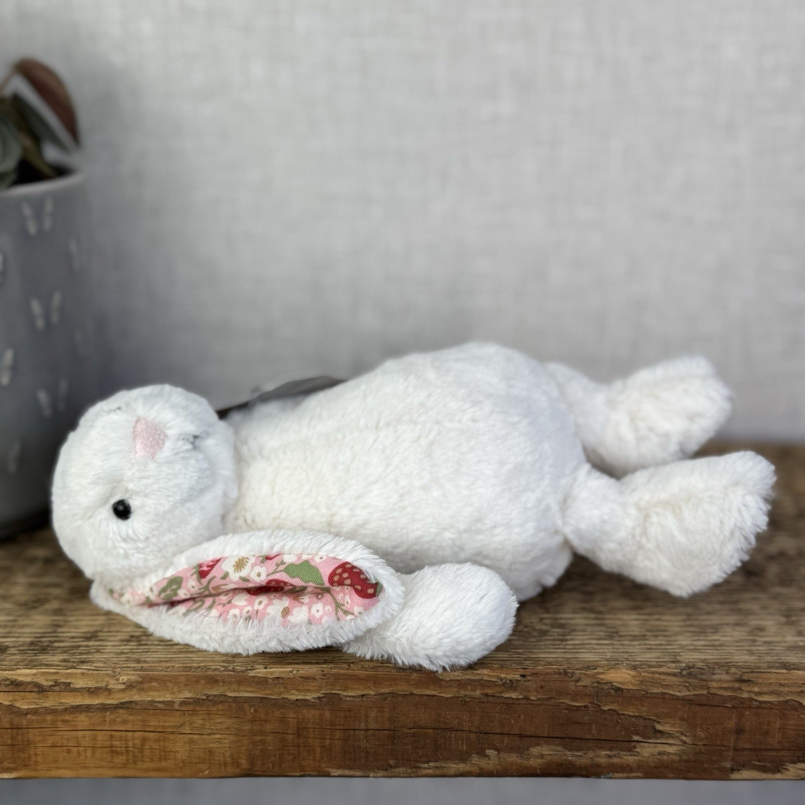 Jellycat Small Bashful Blossom Cream Bunny Berry - Cream Bunny Pink Ears NWOT 8”