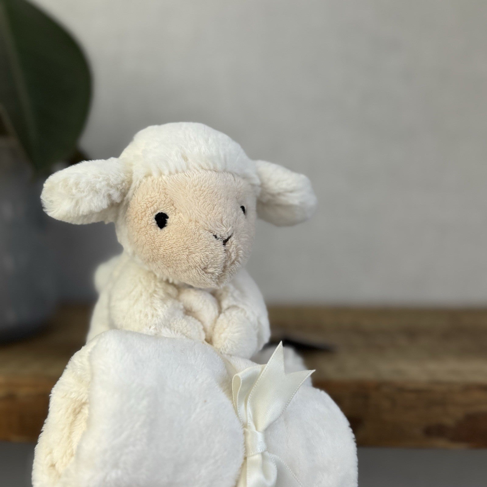 Jellycat Bashful Lamb Soother - Sheep Lamb Cream Comfort Blanket Baby Gift NWOT