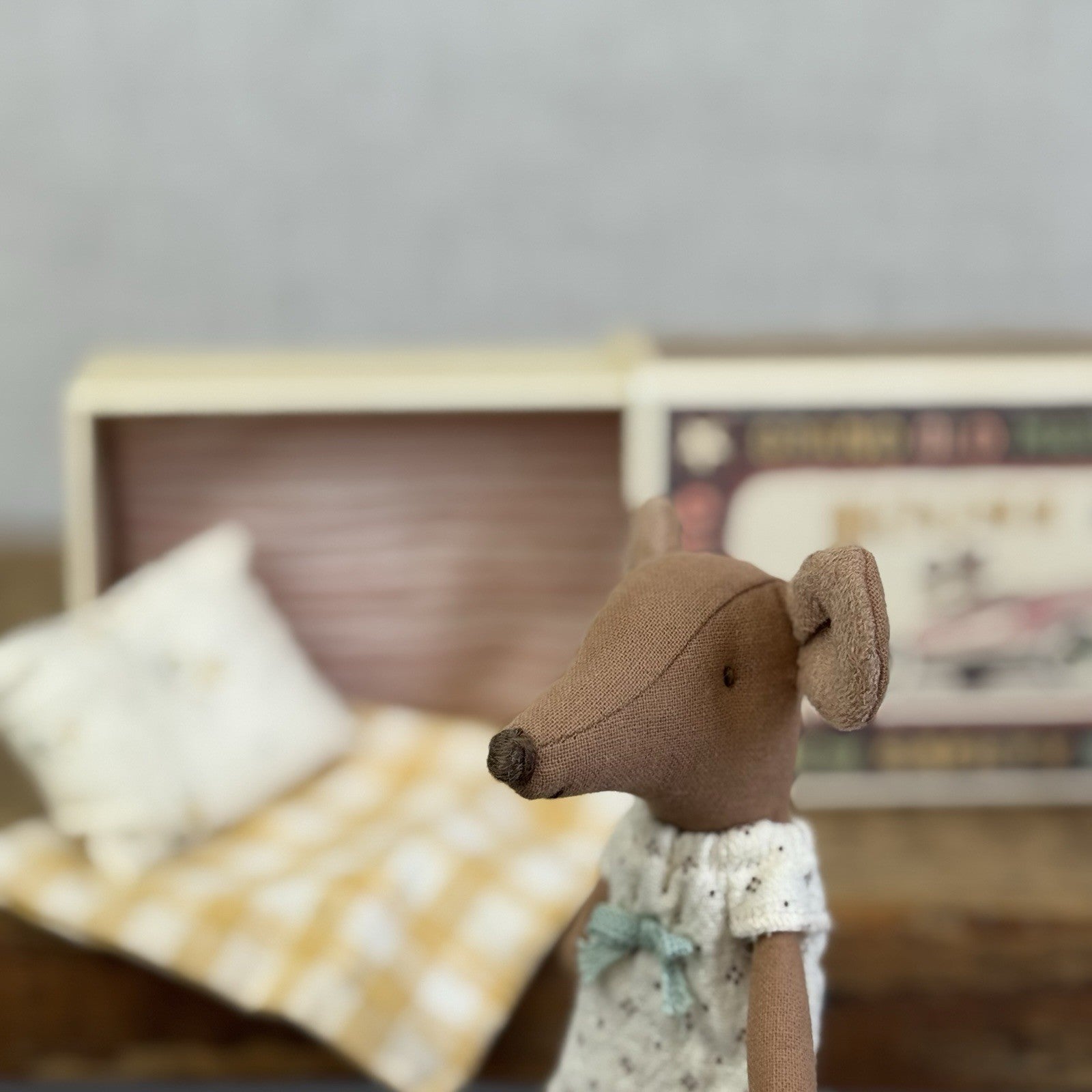 Maileg Big Sister Mouse In Matchbow - Retired Mouse In Nightie Brown Mouse 