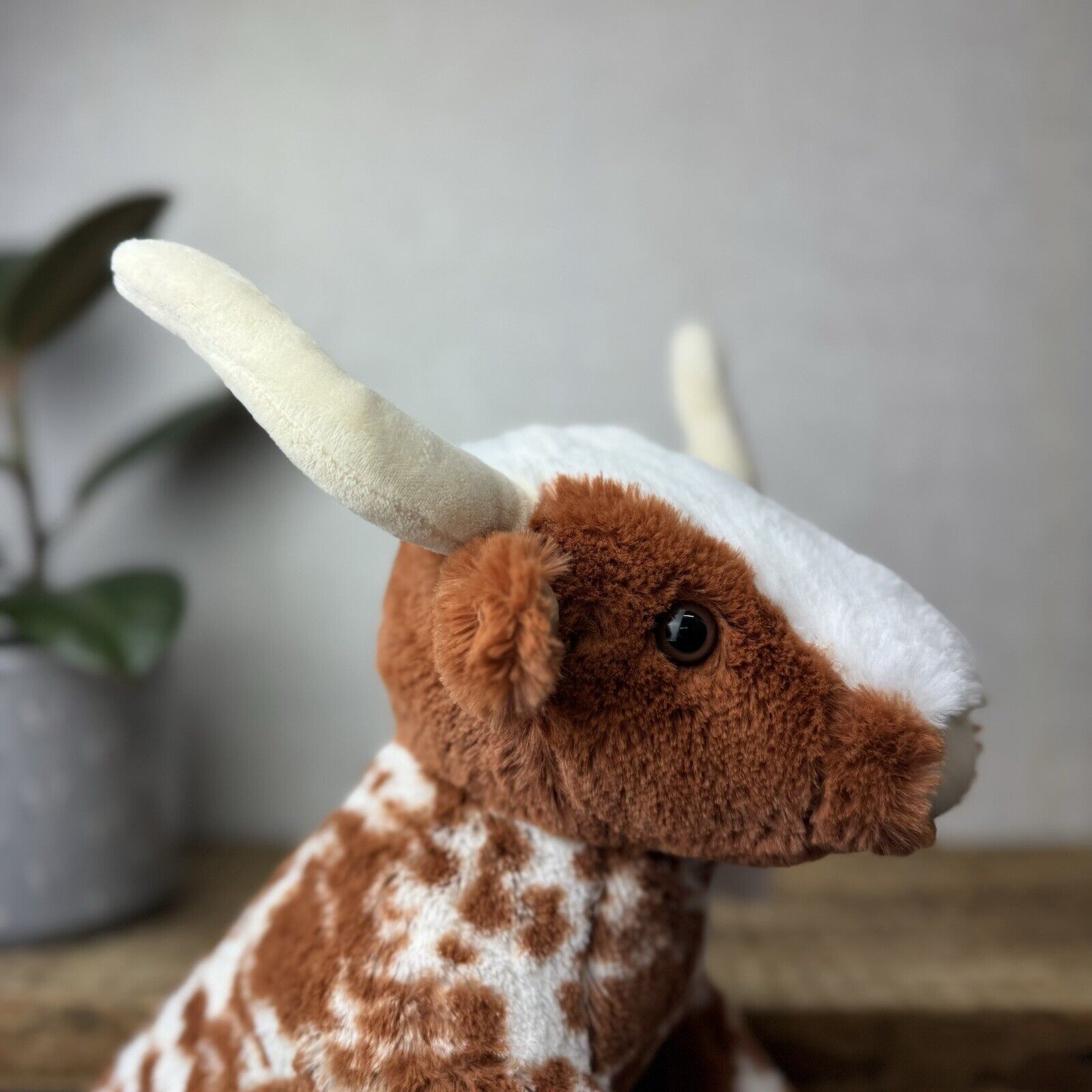 Build-a-Bear Highland Cow - Long Horn Cow Tan/Spot Plush Medium New 12"