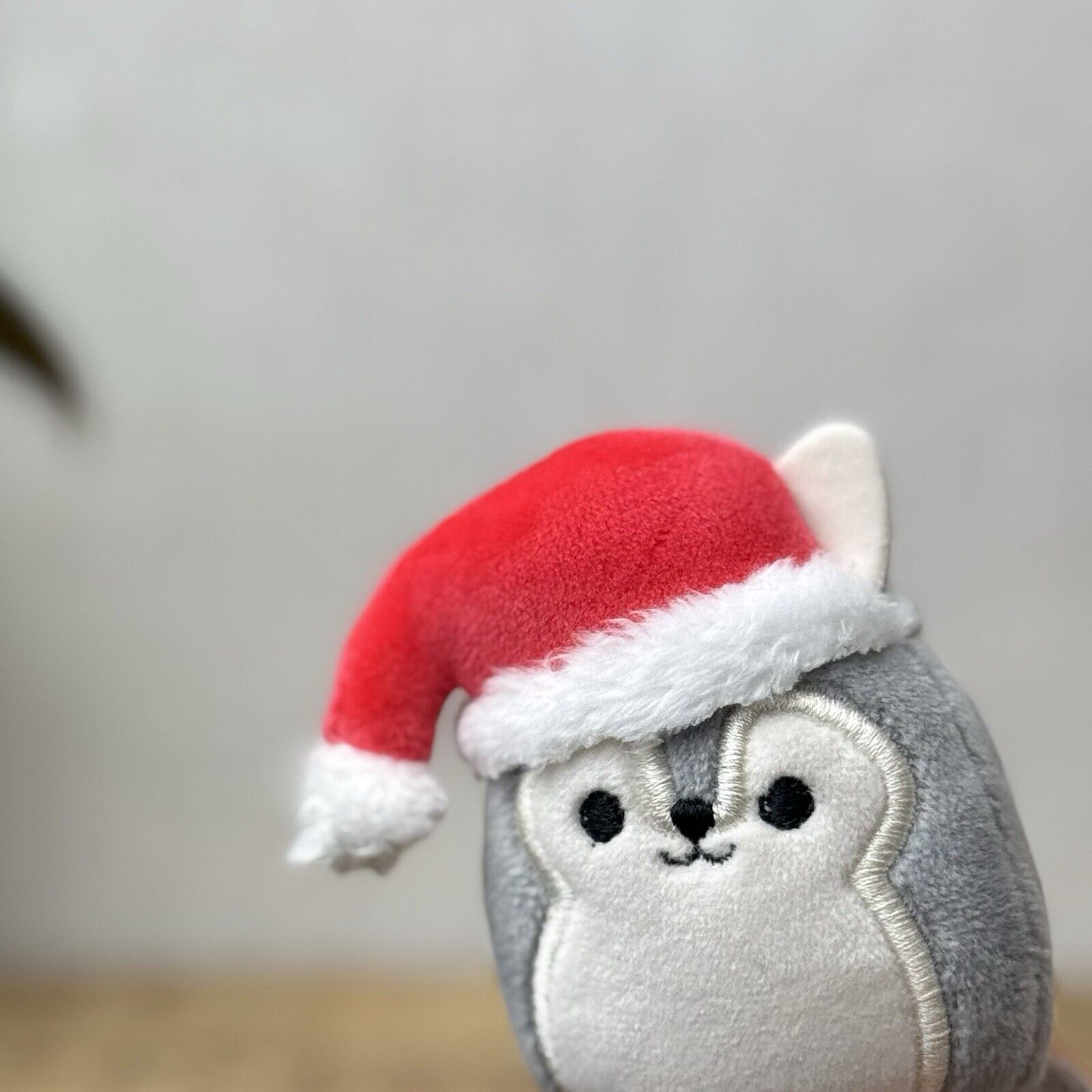 Squishmallow Squishville - Tilman Wolf - Christmas Hat - Advent 2023 Plush 2"