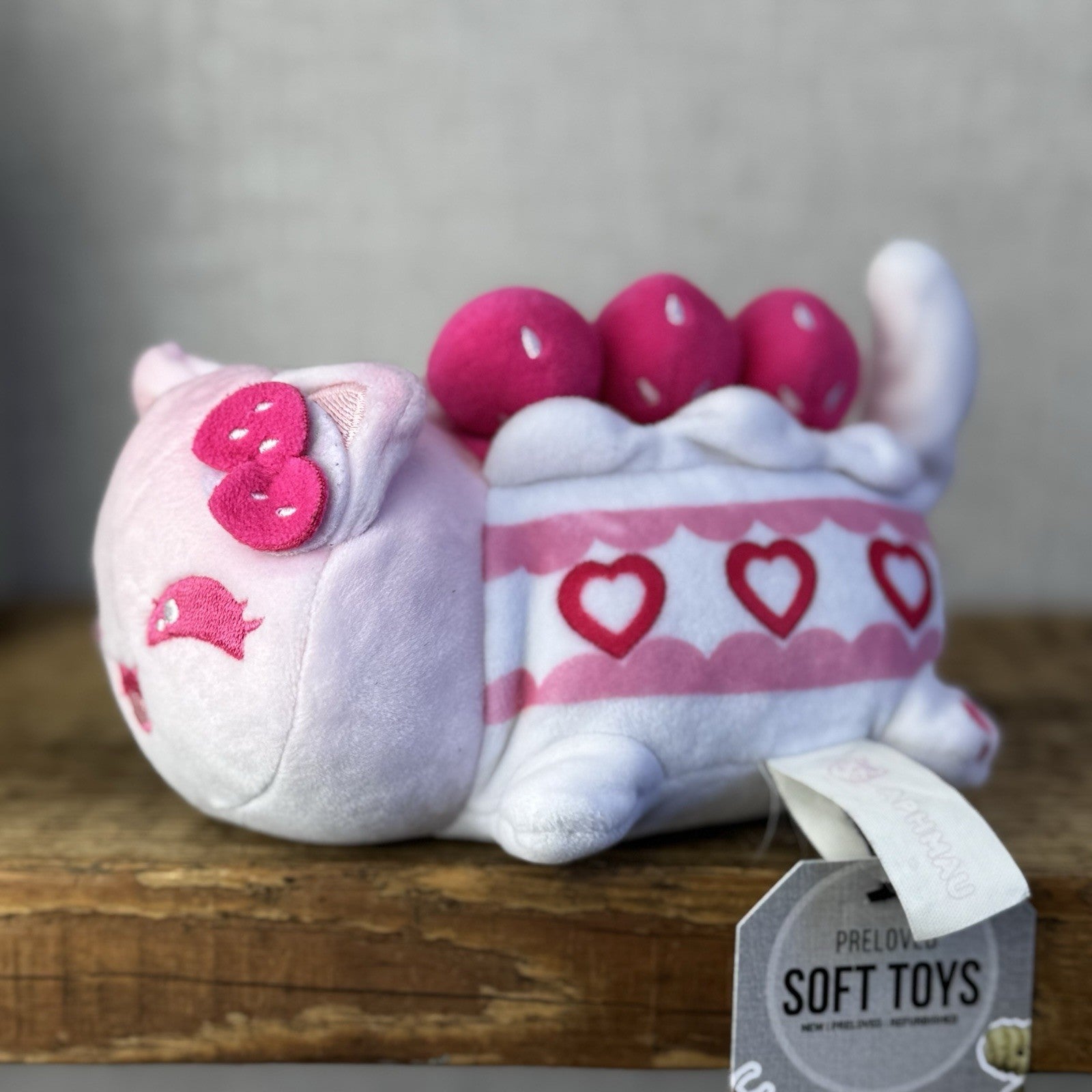 Aphmau MeeMeows - Strawberry Shortcake Cat Kitty Aphmau Merchandise Small Cat 5”