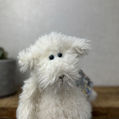 Jellycat Small Muffin Lamb - Fluffy Sheep Blue Eyes NWOT Rare Cute 12"