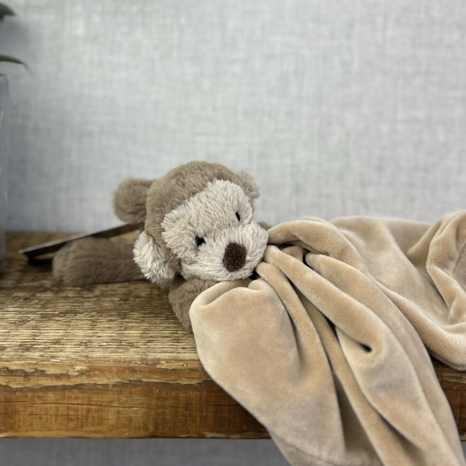 Jellycat Shooshu Monkey Soother - Super Soft Monkey Comforter - Blankie (Smudge)