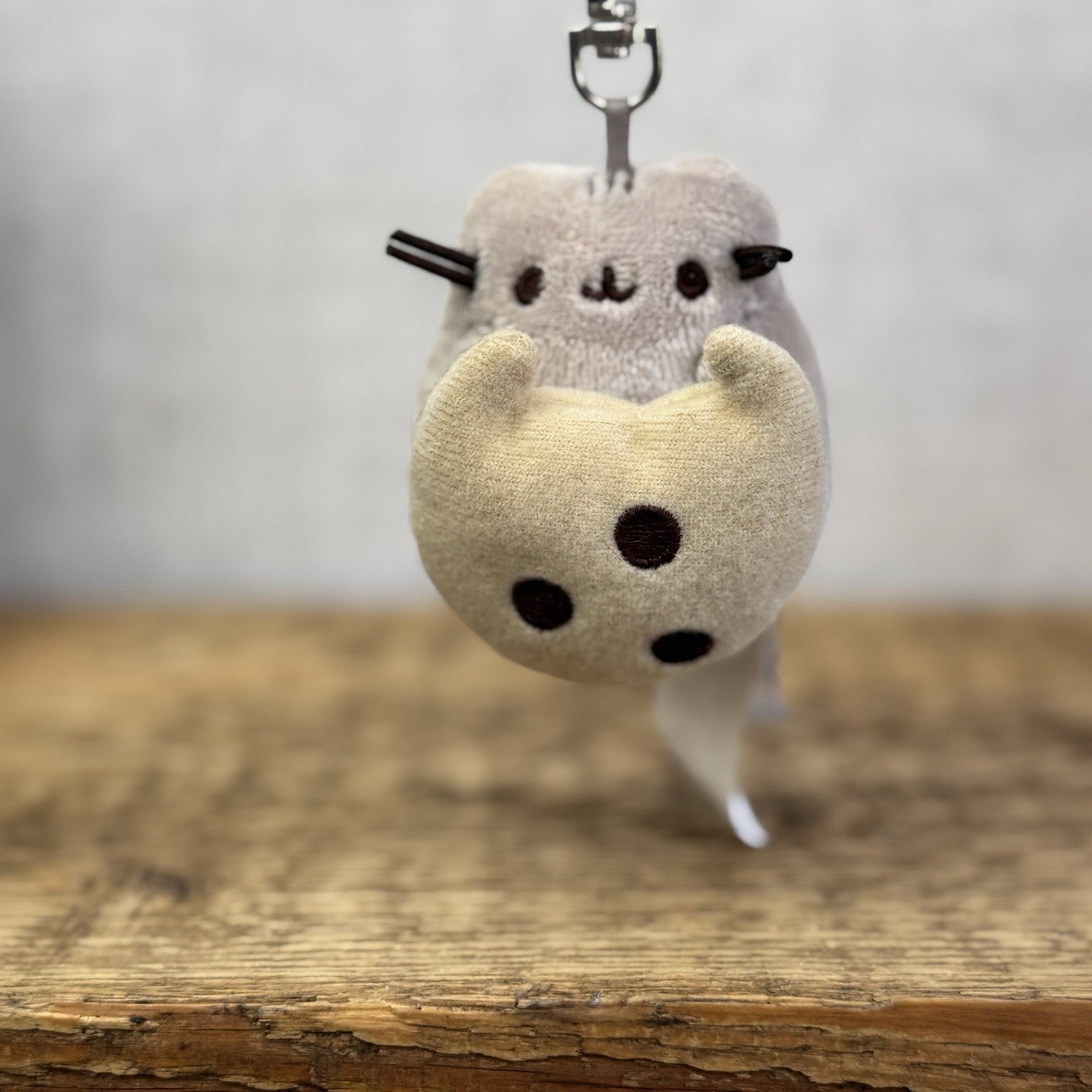 Gund Pusheen Cat Keyring - Snack Time Mini Pusheen Cookie Plush NWOT 
