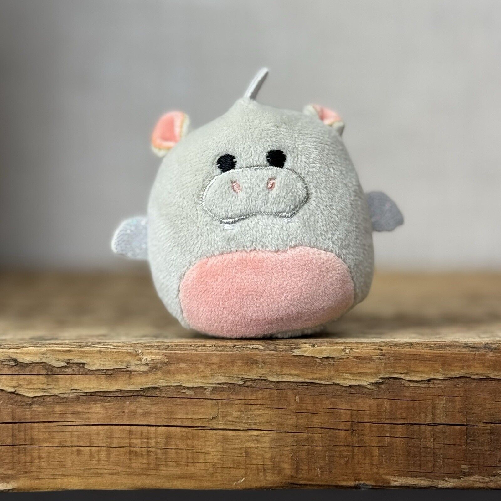 Squishmallows Squishville - Micromallows - Tiny Grey - Haizley Hippocorn 2"