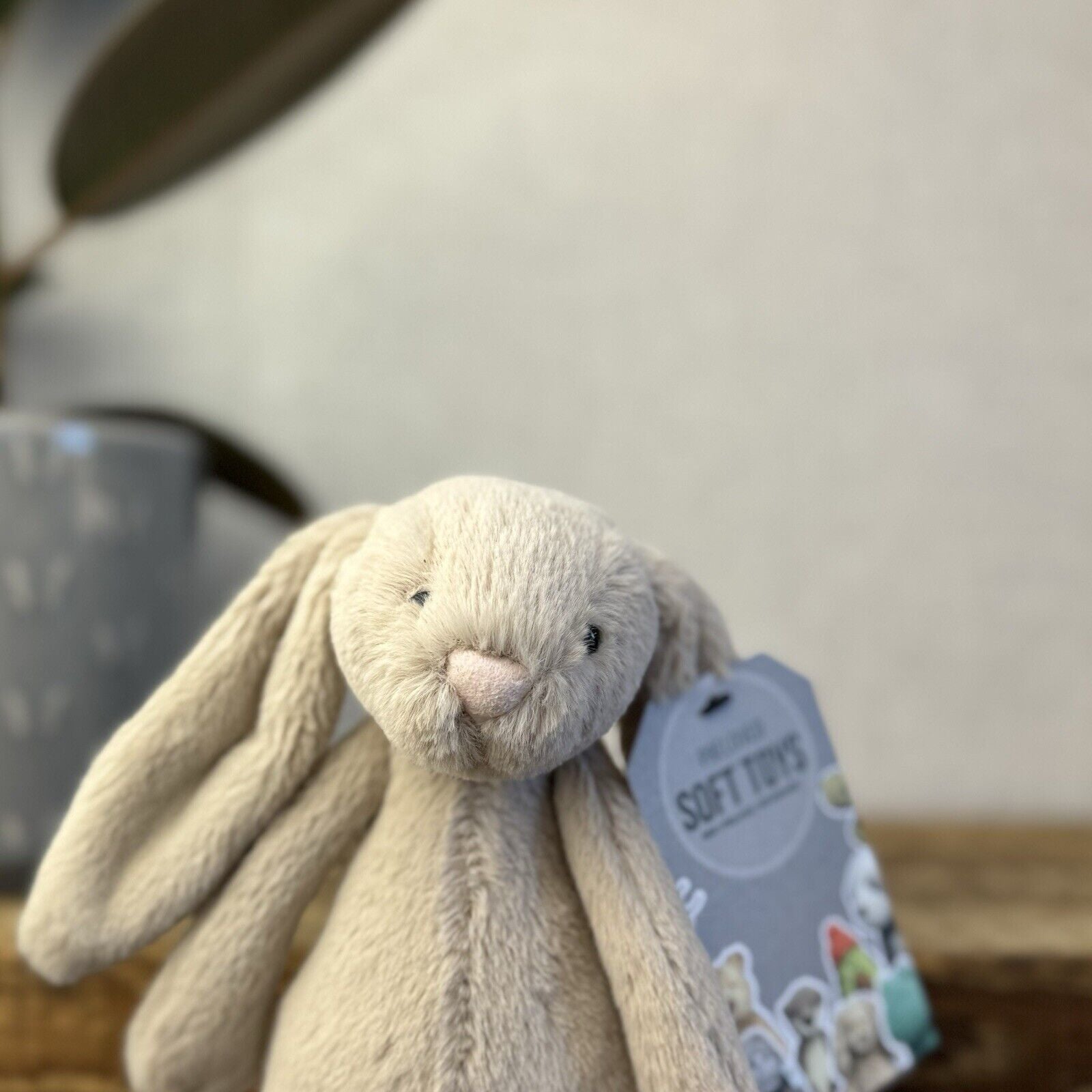Jellycat Small Bashful Beige Bunny - Light Brown Bunny Old Version Paper Tag 8"