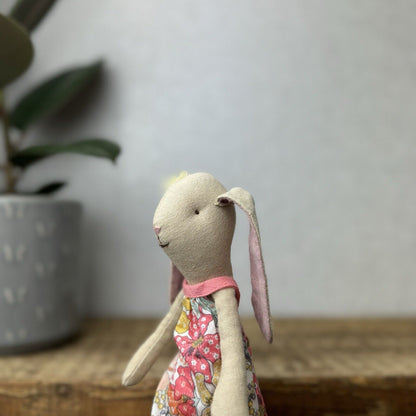 Maileg Mini Bunny Flora - Mini bunny Girl In Floral Dress Retired 2016