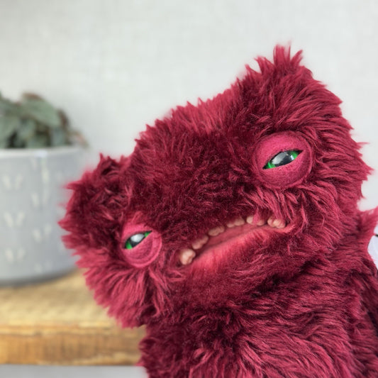 Fuggler Wide Eyed Weirdo - Burgundy Red Fluffy Fuggler NWOT Rare Retired 