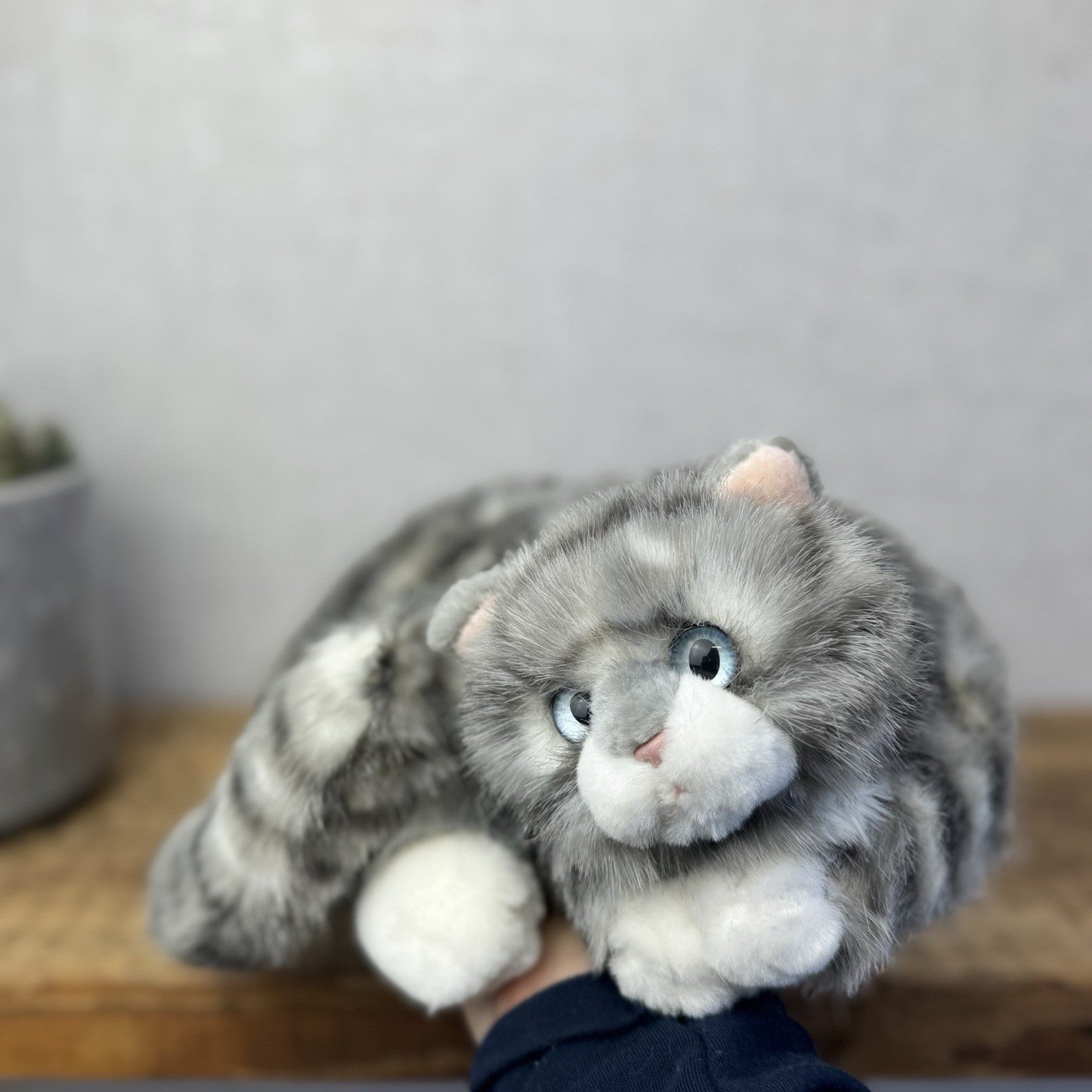 Russ Berrie Grey Tabby Cat Shadow Blue Eyes Sleeping Soft Toy Vintage Beanie