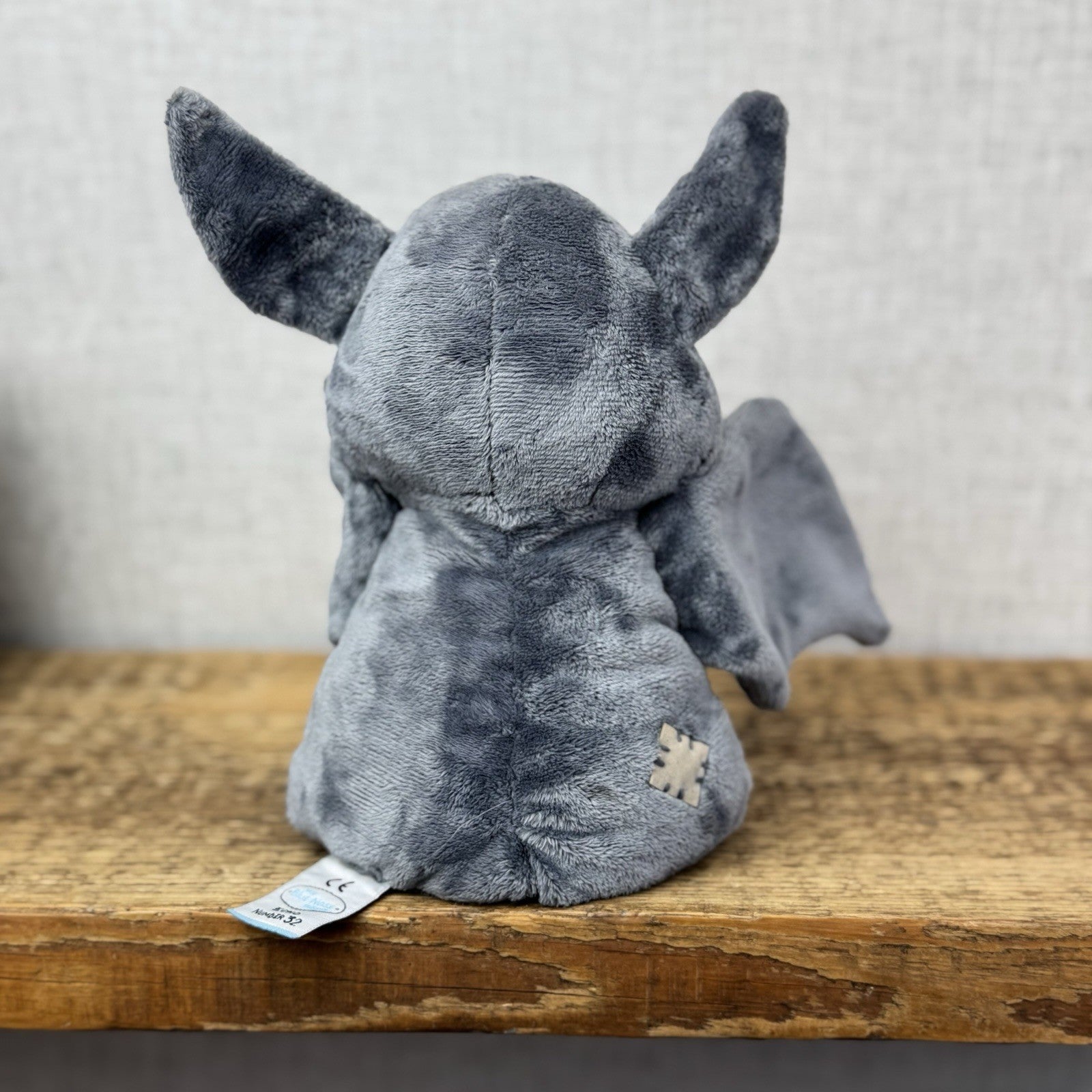 Blue Nose Friends Medium Echo Bat #32 Grey Shiny Bat 8"