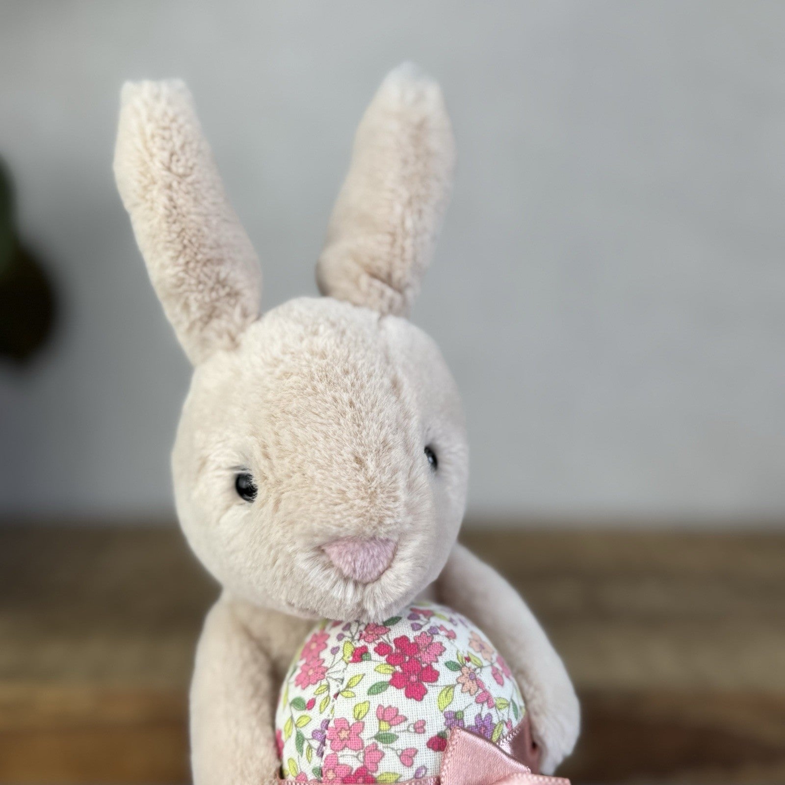 Jellycat Bonnie Bunny with Egg Small Rabbit Plush Toy Beanie Easter Pink 8”