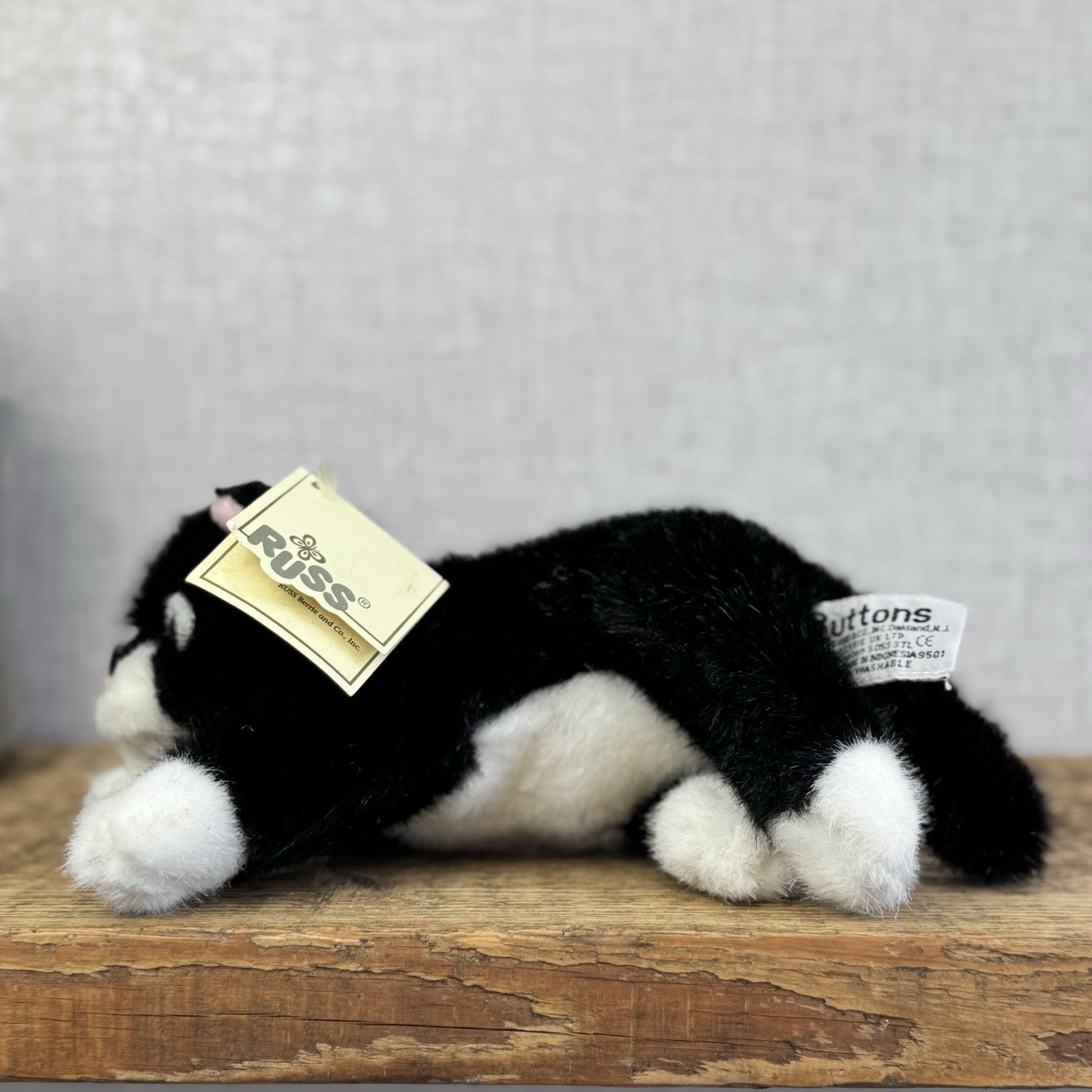 Russ Buttons The Cat Beanie - Black Cat White Paws - Vintage Kitty Plush 9"