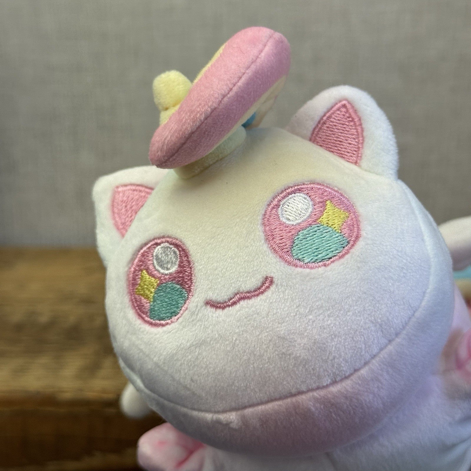 Aphmau MeeMeows - Mystery Plush Unicorn Soft Toy Kitten - White Pastel Caticorn 
