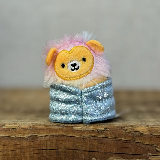 Squishmallow Squishville - Leonardo Lion Mini In Jacket (Multi Buy Discount)