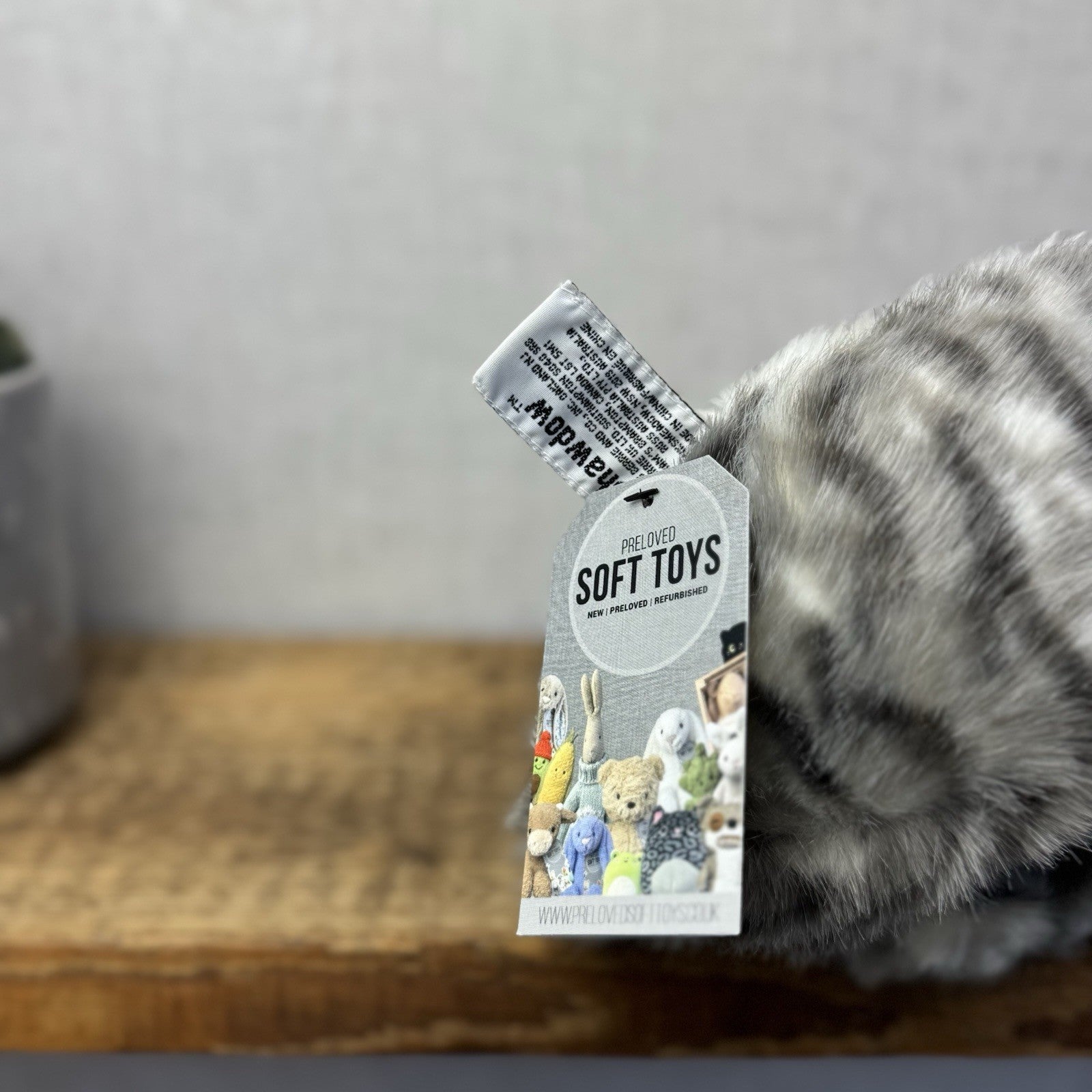 Russ Berrie Grey Tabby Cat Shadow Blue Eyes Sleeping Soft Toy Vintage Beanie