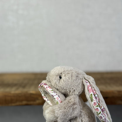 Jellycat Bashful Bunny Soother Bloosom beige 'Petal” Comforter Soother NWOT