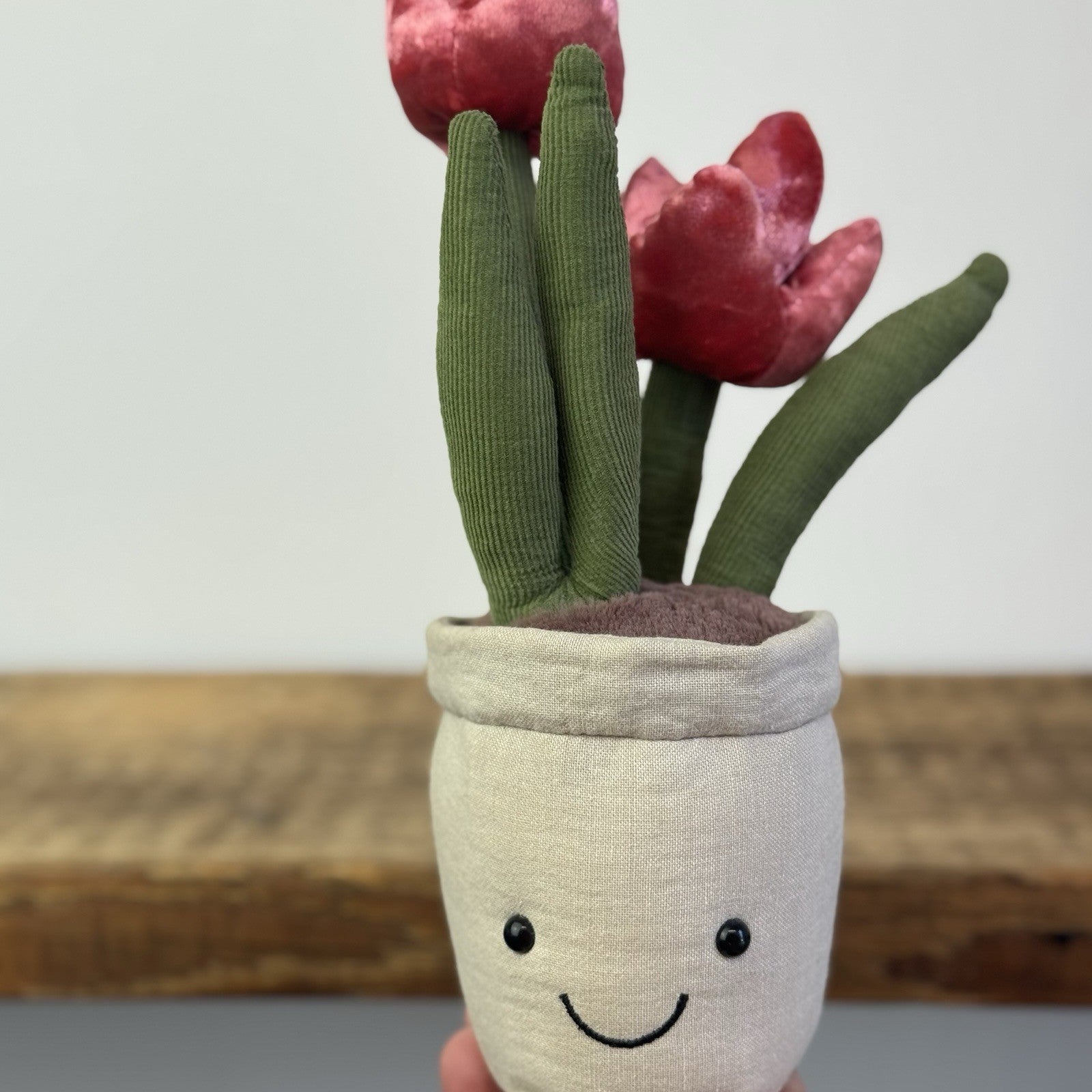 Jellycat Amuseables Tulip - New With Tags Red Tulip Plant Pot - New with tags