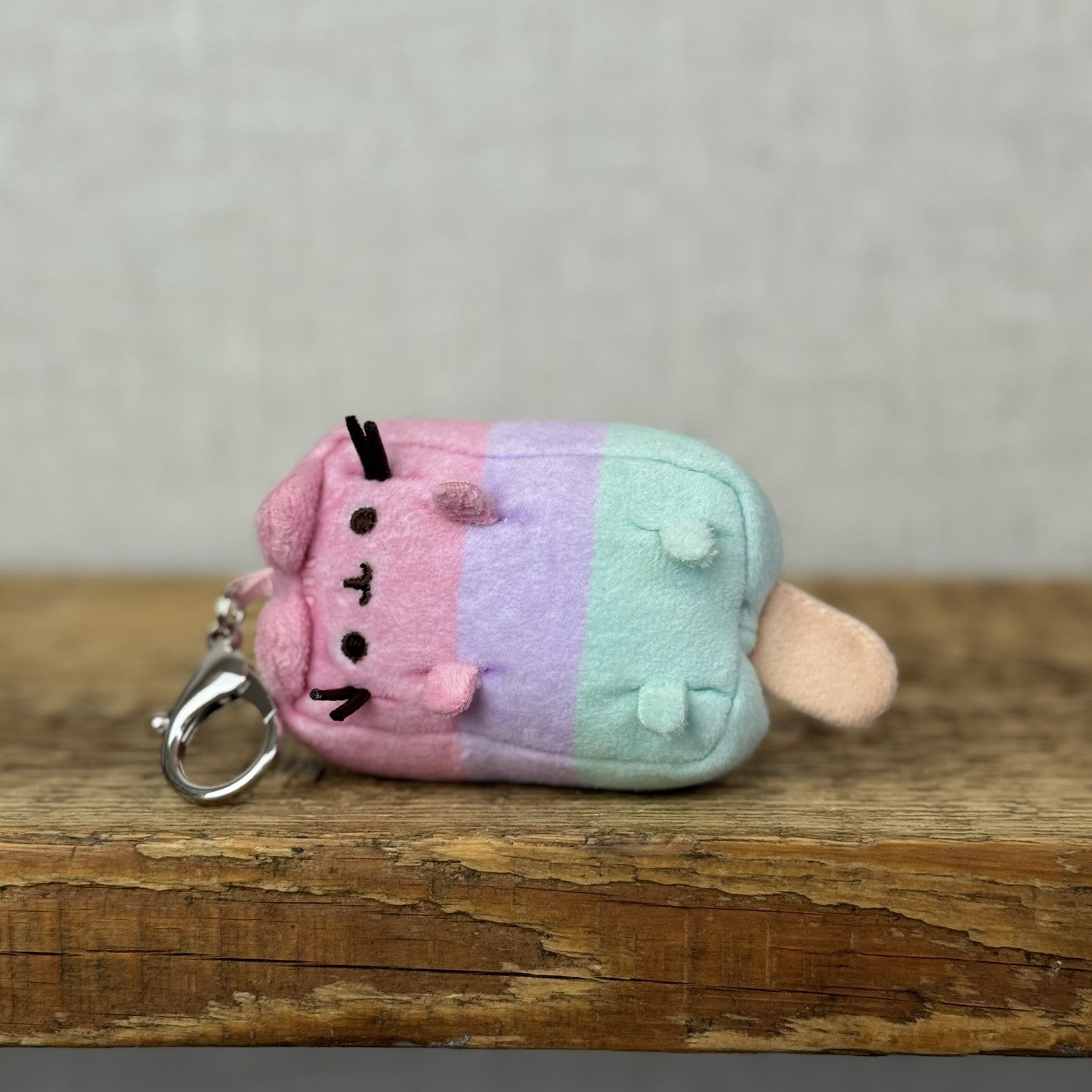 Gund Pusheen Cat - Ice Cream Blind Box Pusheen Dessert Keyring Mini NWOT