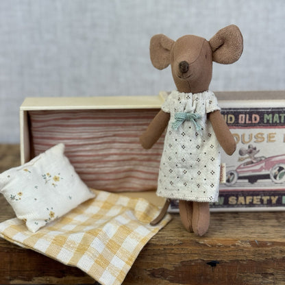 Maileg Big Sister Mouse In Matchbow - Retired Mouse In Nightie Brown Mouse 