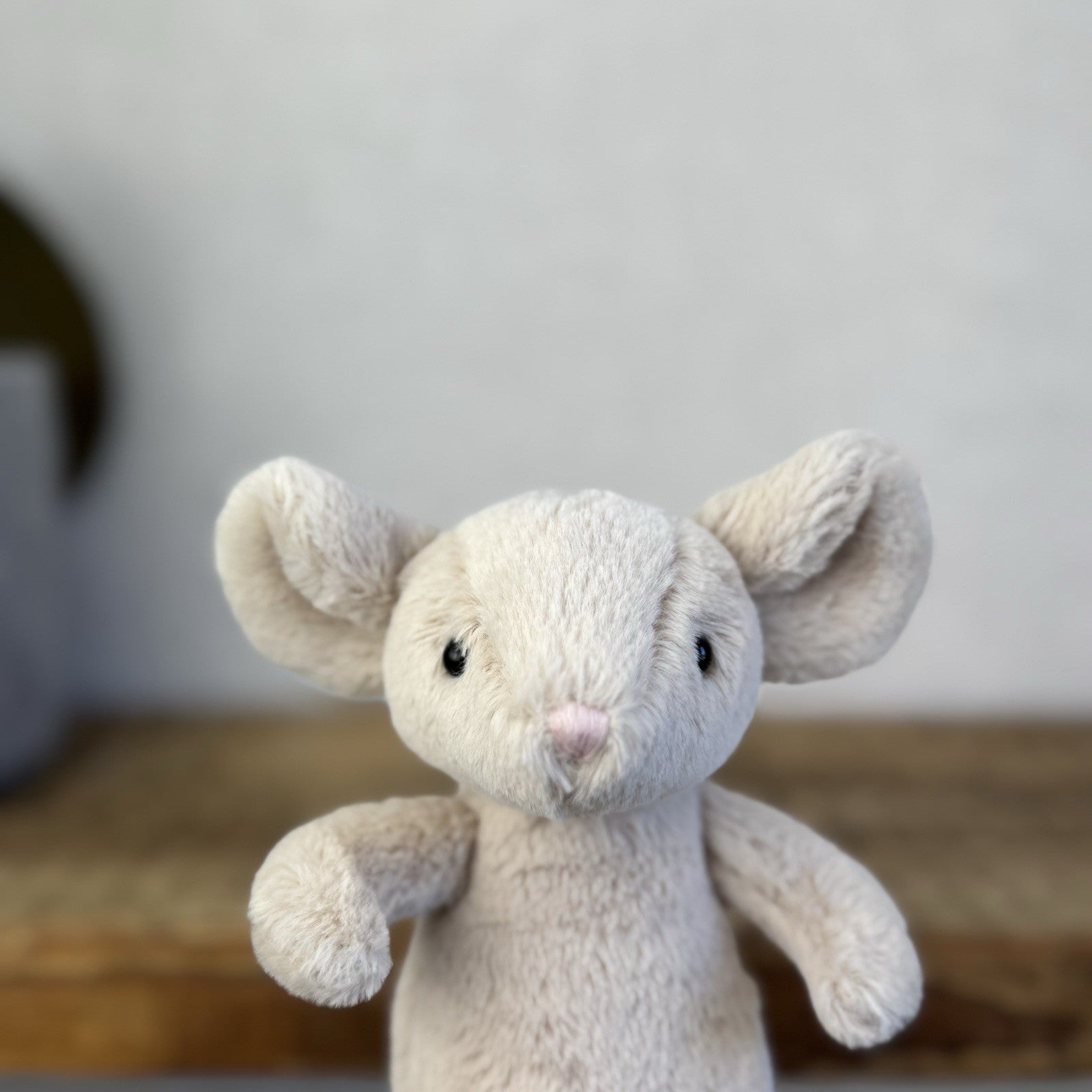 Jellycat Pipsy Mouse New Without Tags Beige Small Beanie Plush Mouse Retired 6"