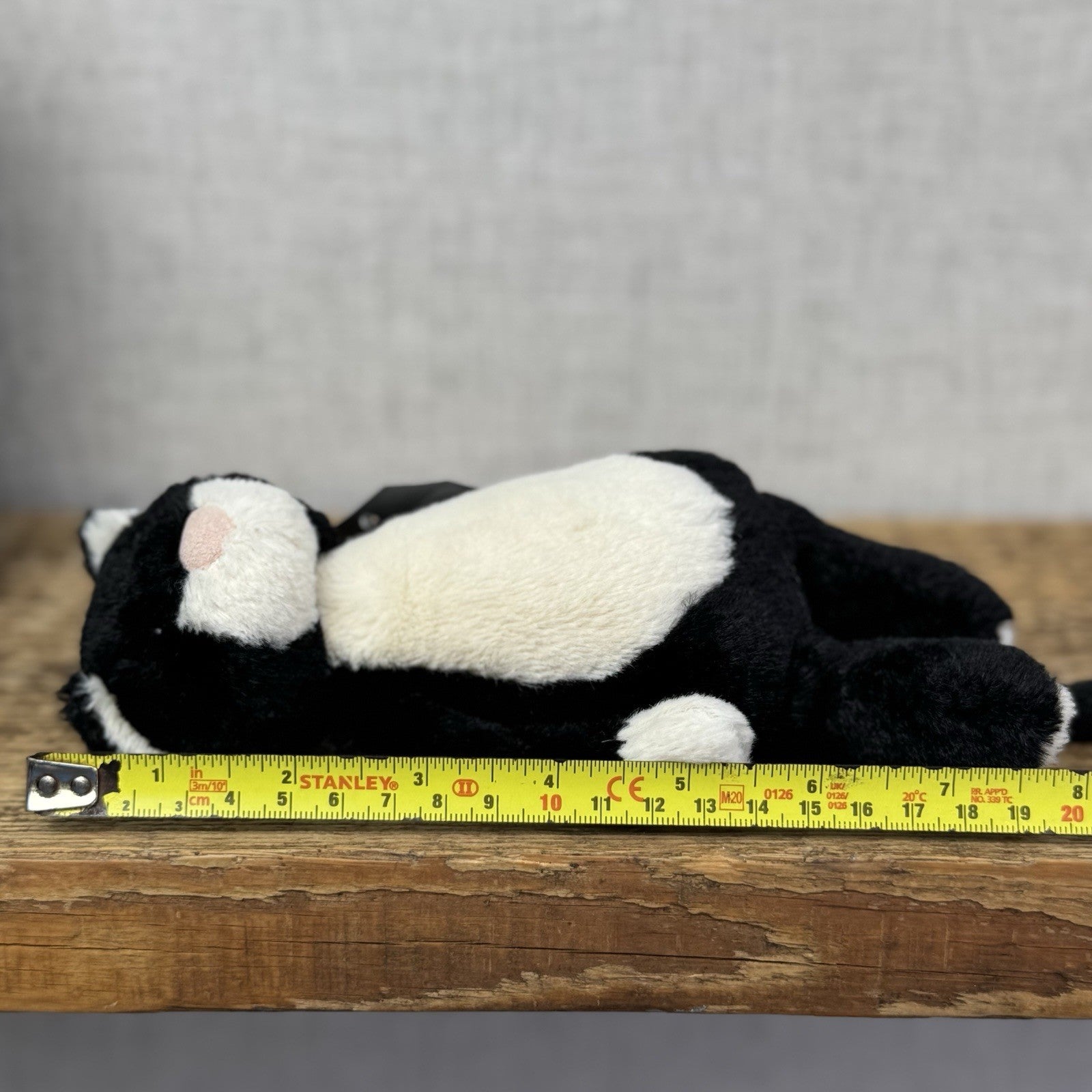 Jellycat Small Bashful Tuxedo Cat - Black/White Cat Retired Kitty Cat 8” Rare