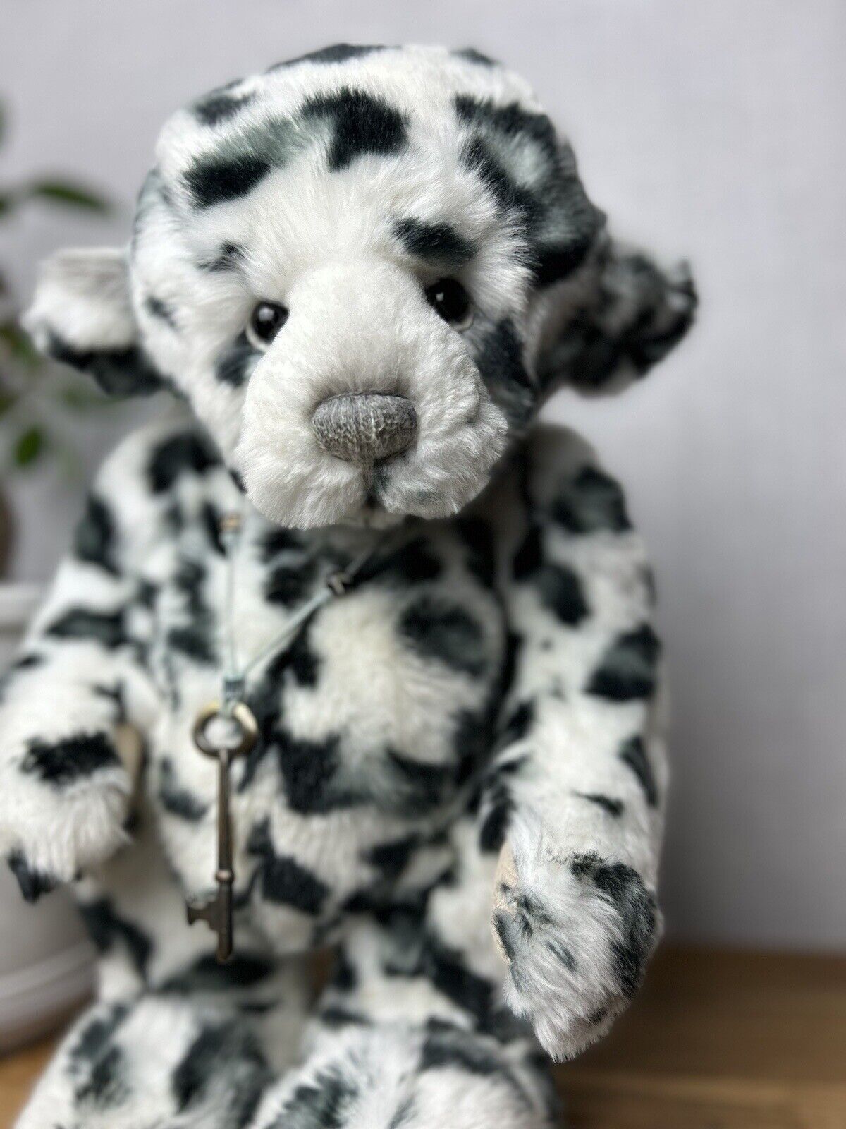 Charlie Bear Akhuti - Leopard Print Jointed Bear - Artist Bear - White & Grey 