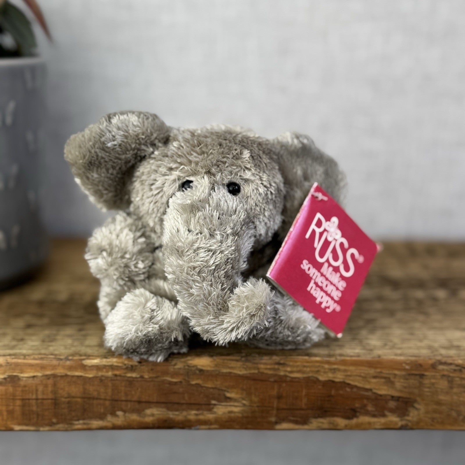 Russ Luvvies - Kristi Elephant Small Pudding Beanie Elephant New Tags 5"
