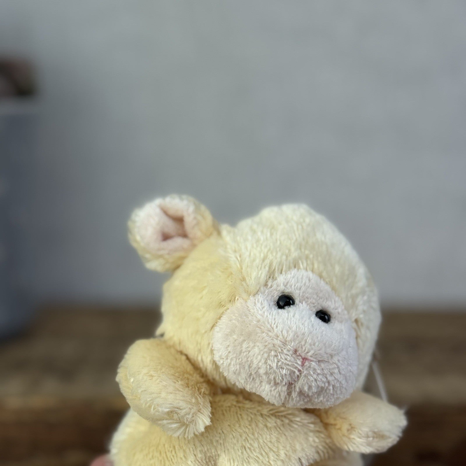 Russ Berrie Luvvies - Lamb/sheep Small Pudding Beanbag Soft Toy With Tags 5”