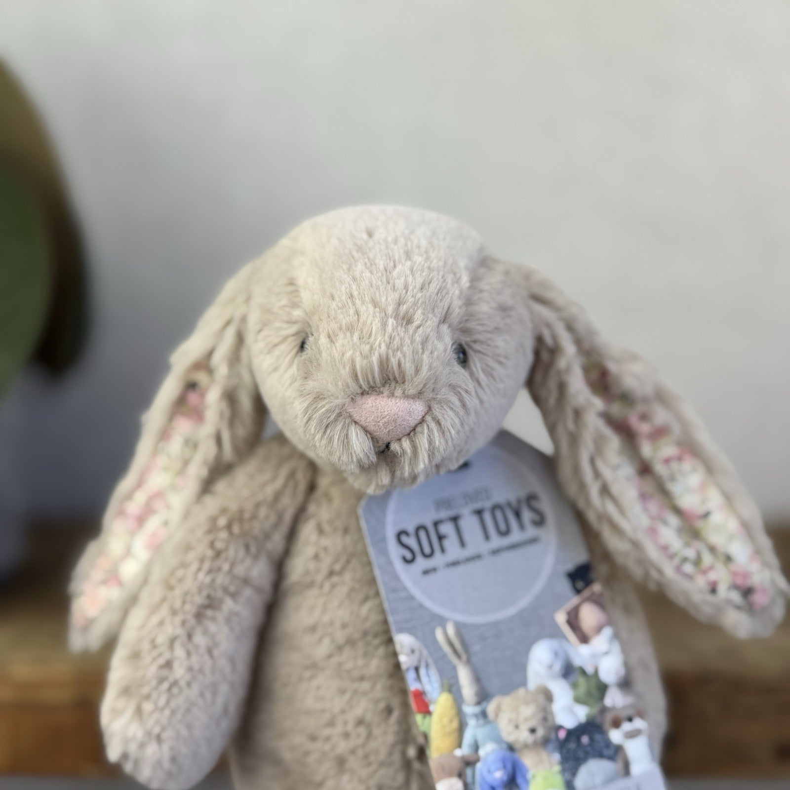 Jellycat Small Bea Beige Blossom Bashful Bunny - Floral Ears & Feet Neutral 8”