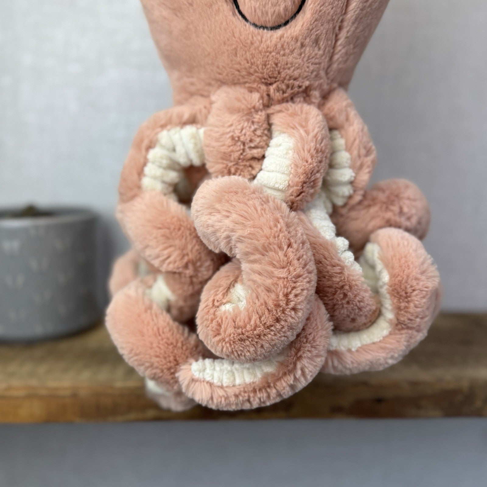 Jellycat Large Odell Octopus - Peach Large Octopus Beanie Retired Pink 20” NWOT