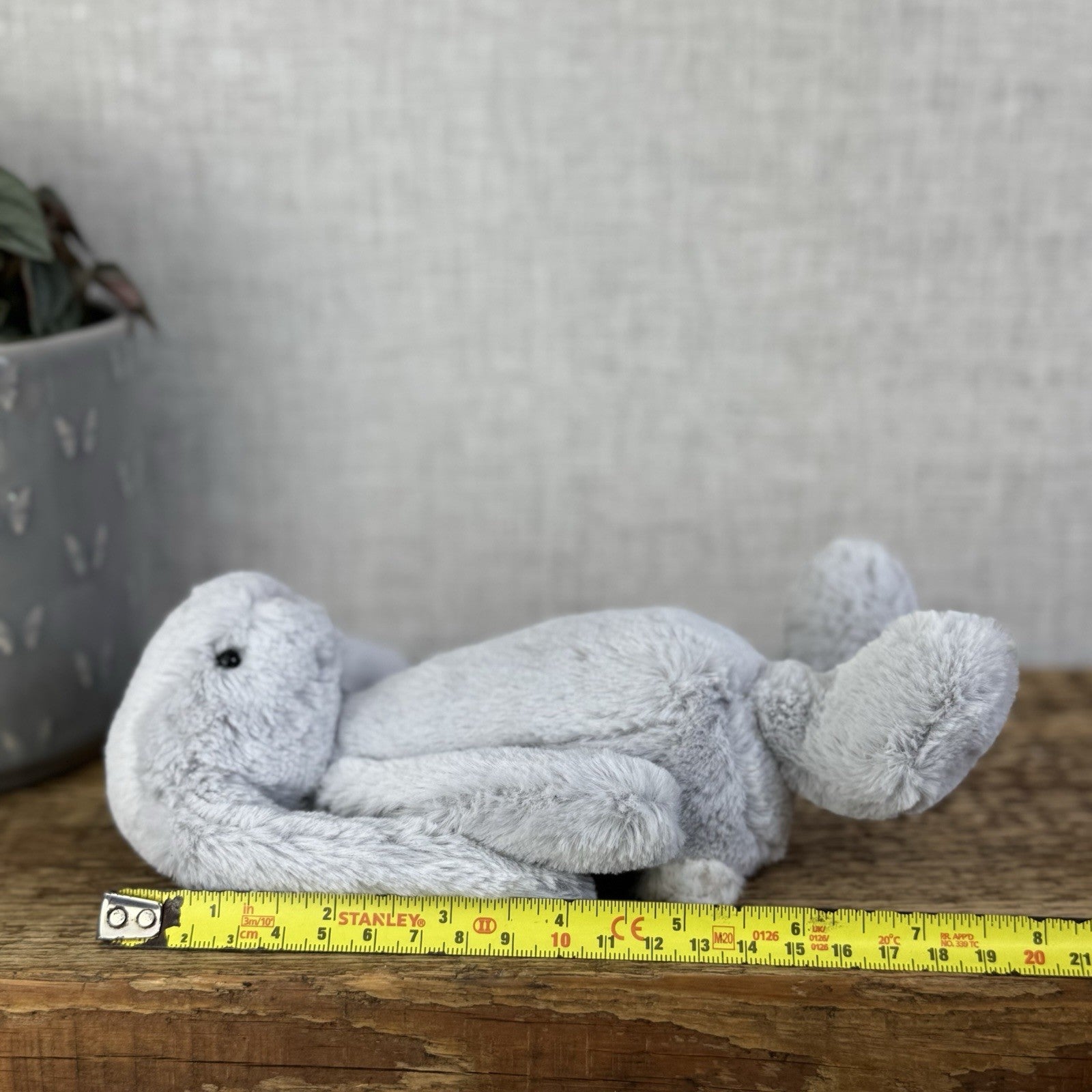 Jellycat Small Bashful Bunny Grey - Small Bunny White Tail Beanie NWOT 8”