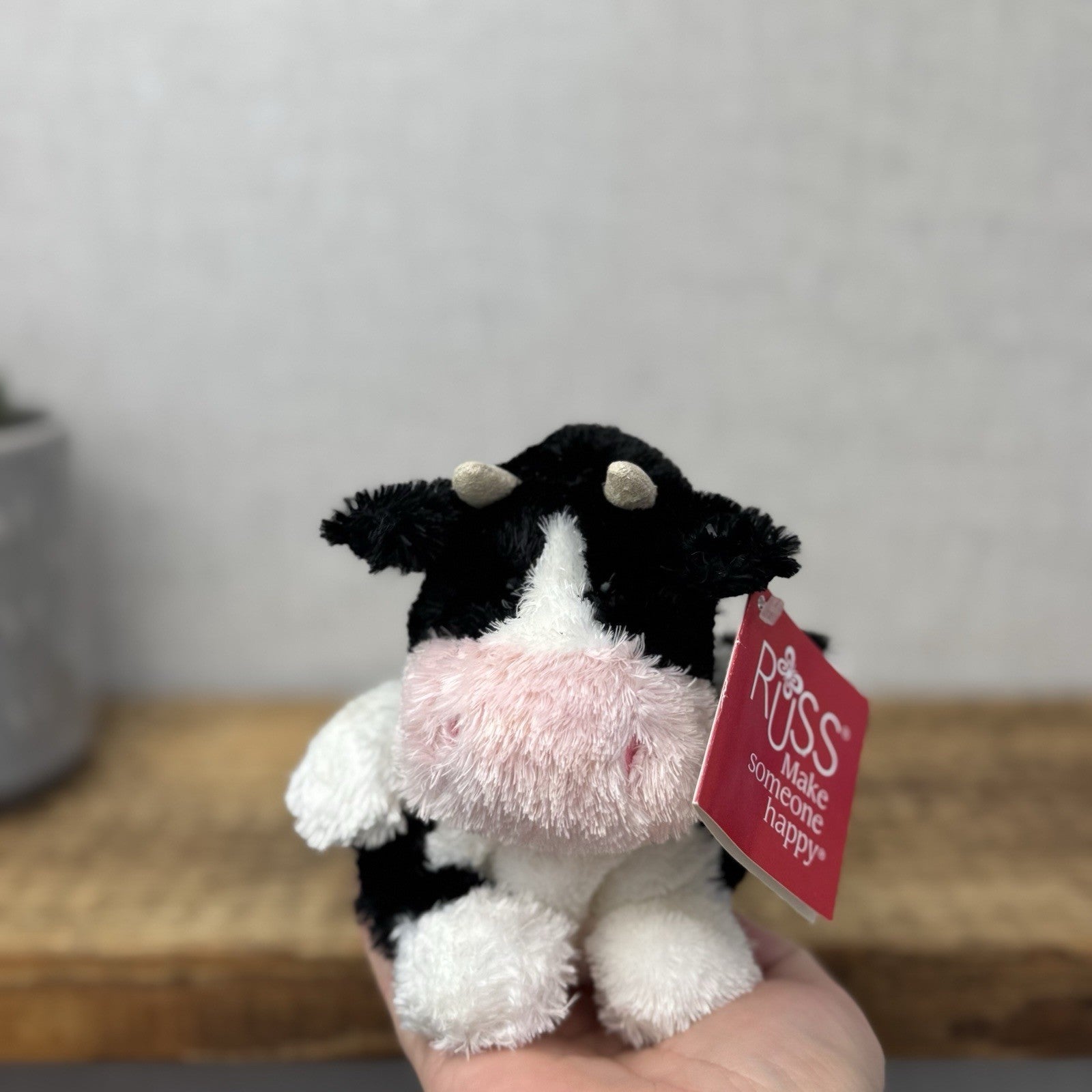 Russ Berrie Luvvies - Mini Pudding Fred The Cow Beanie Plush New With Tags 4"