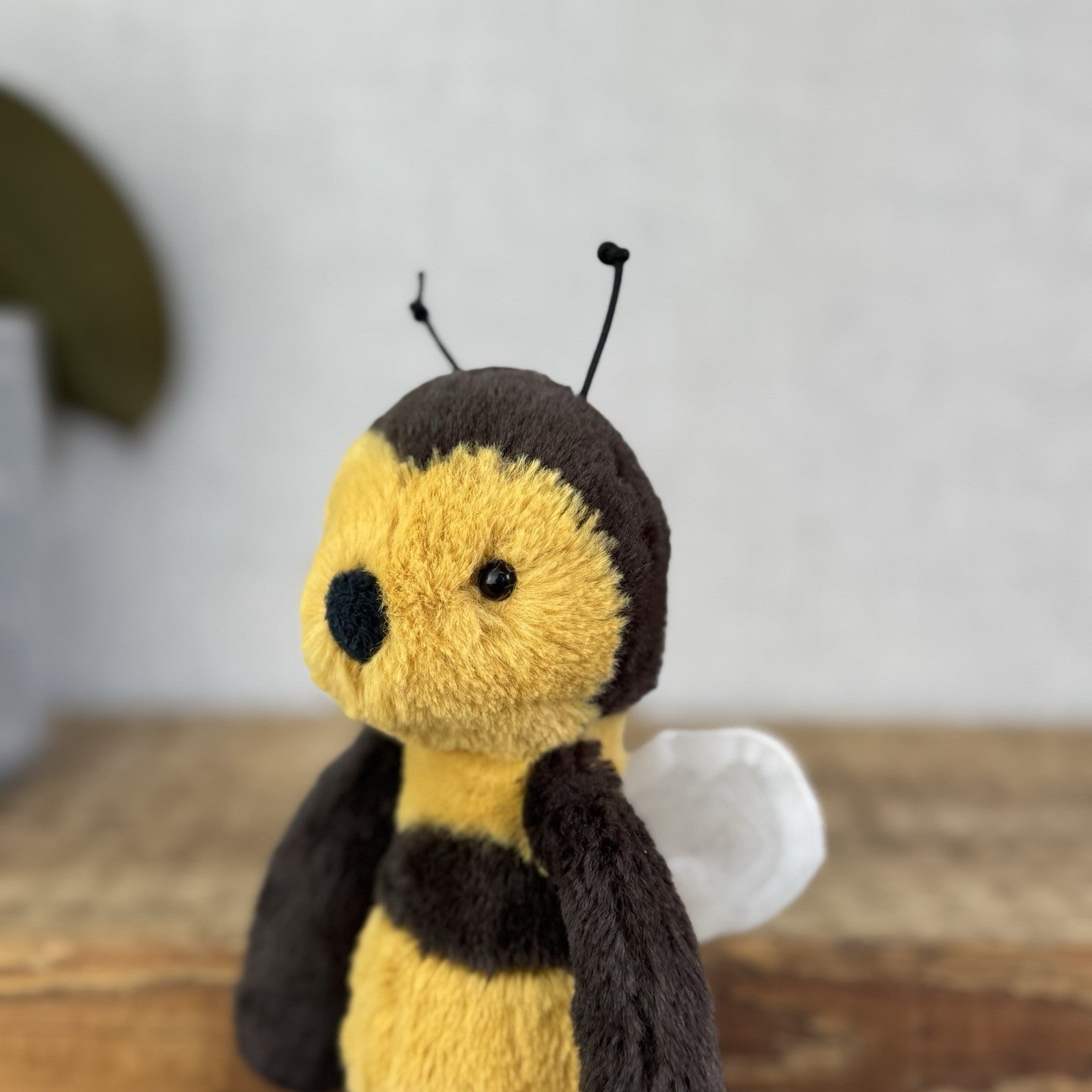 Jellycat Small Bashful Bee - Bumble Bee Plush Beanie Soft Toy Retired 8” (#2)