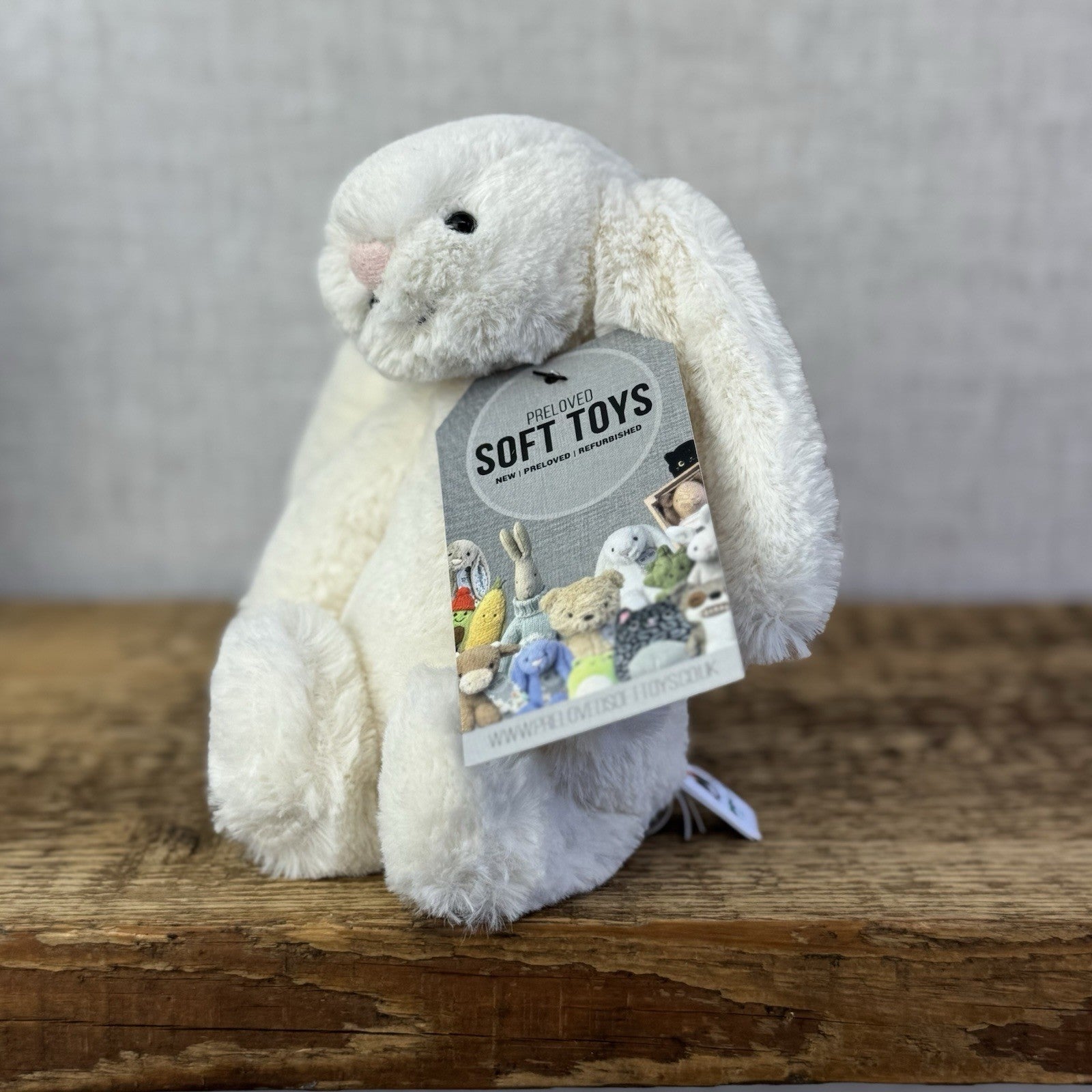 Jellycat Small Bashful Cream Bunny Rabbit - Small Off White Rabbi Plush 8"