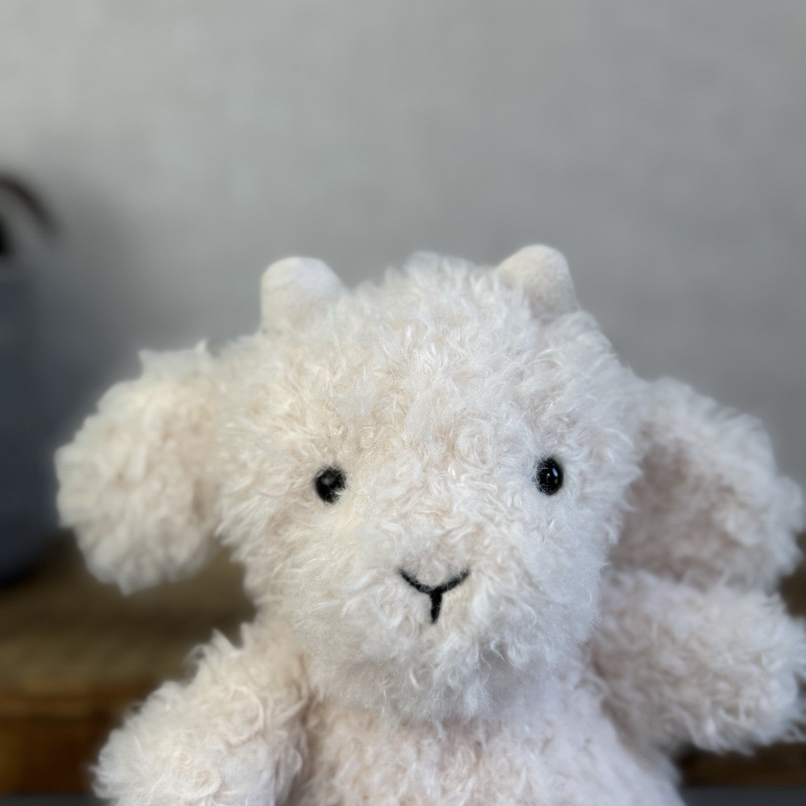 Jellycat Little Goat - Fluffy Beige/Off White Goat Beanie Soft Toy NWOT 7"