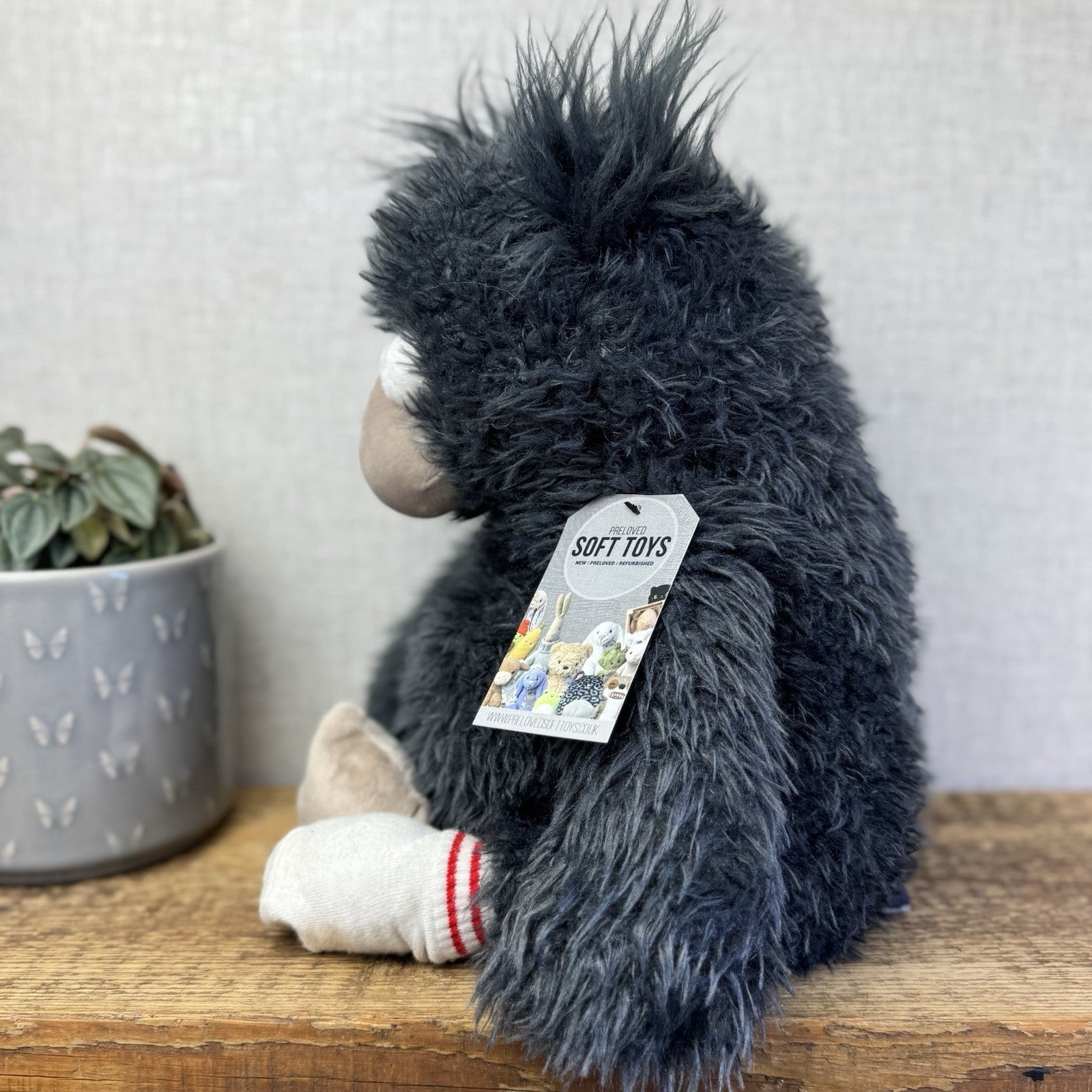 John Lewis Moz The Monster - Christmas Advert 2017 (Jellycat Collaboration) 