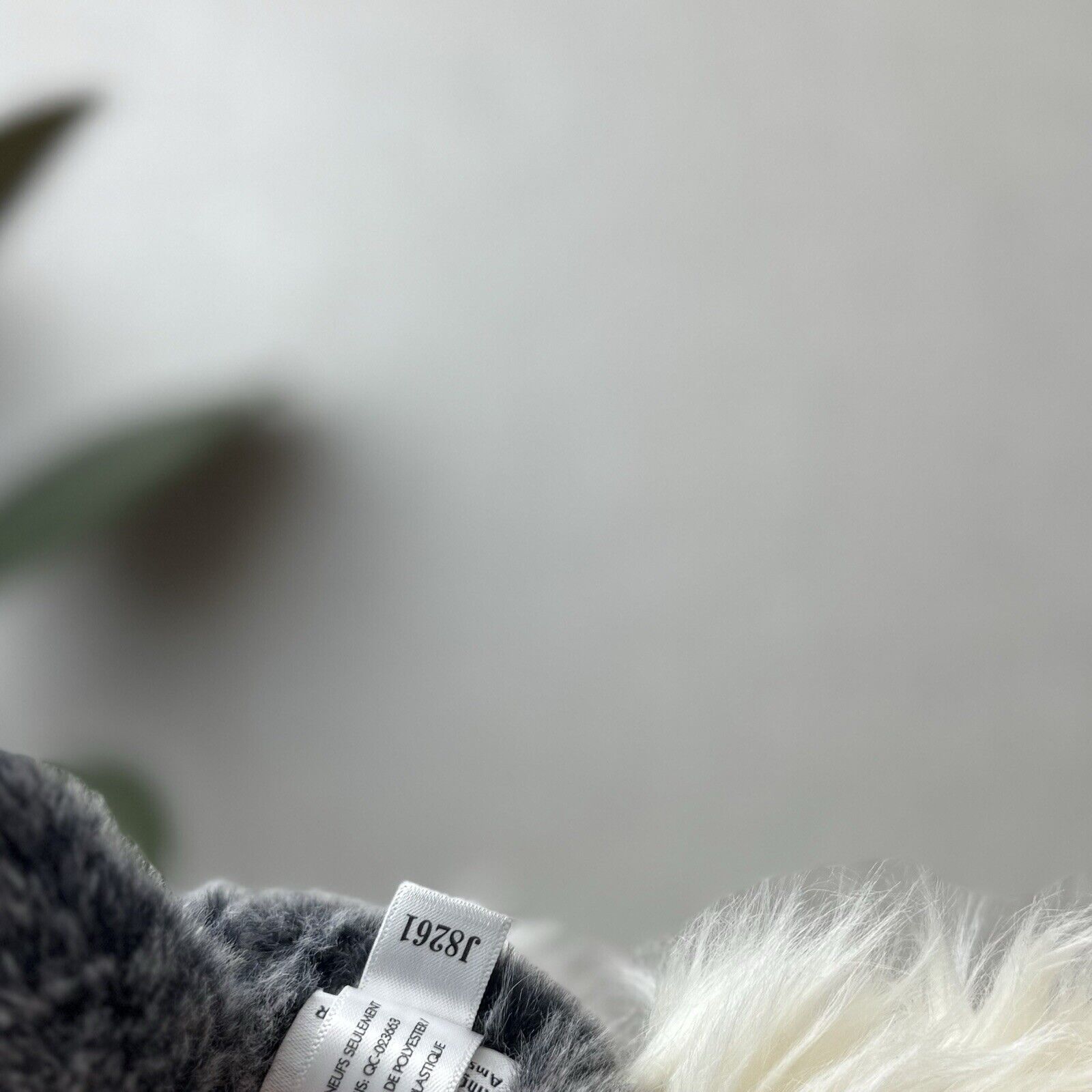 Jellycat Lawrence Schanuzer - Grey Sitting Fluffy Schnauzer Dog Beanie Soft Toy