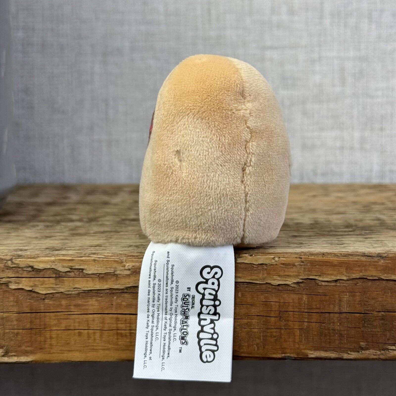Squishmallow Squishville - Deja Donut - Foodie Squad - Tiny Donut Soft Toy 2”