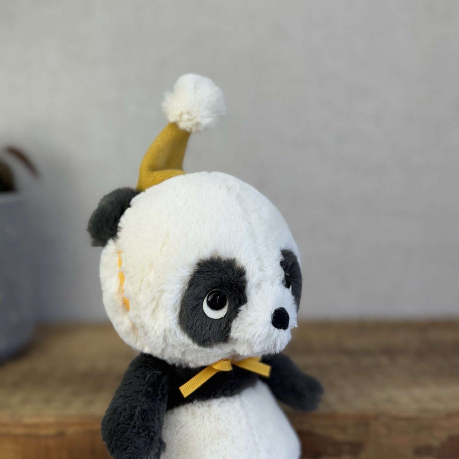 Jellycat Jollipop Giraffe - Small Giraffe in Party Hat Soft Toy Beanie Retire 8"