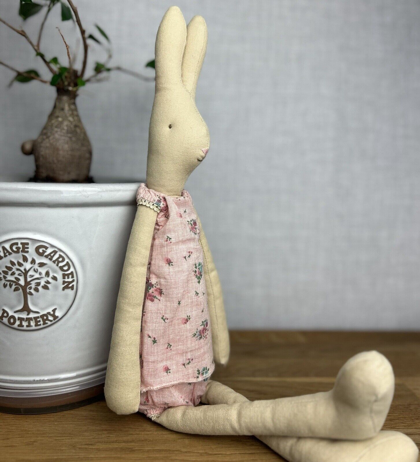 Maileg Medium Rabbit 2016 - ID 16-3200-00 - Floral Set Rabbit Retired - 20”/51cm