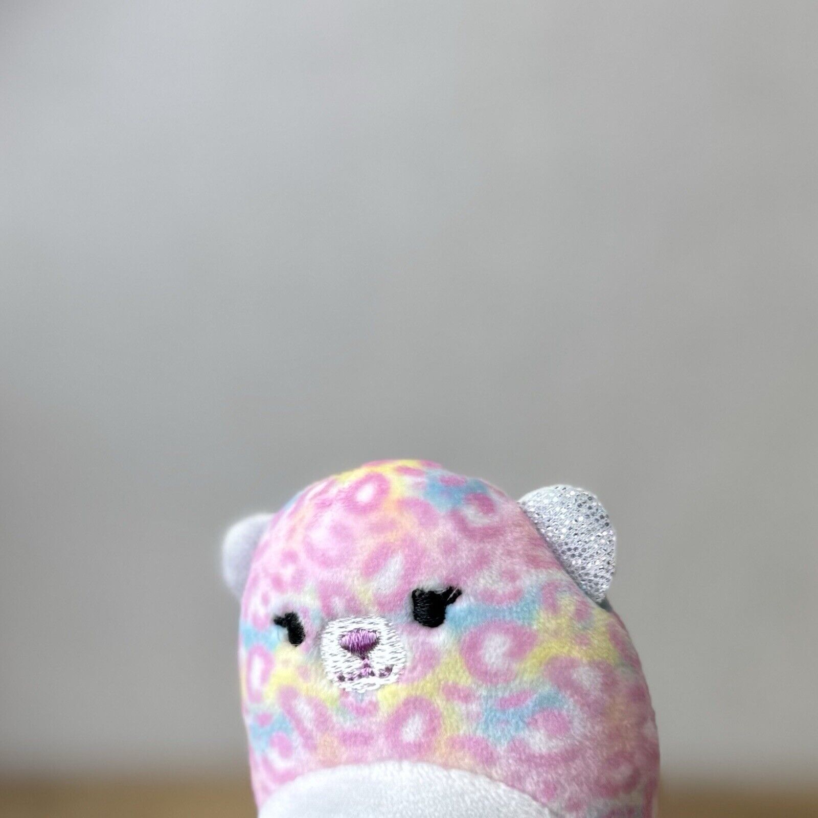 Squishmallow Squishville - Wildlife Squad Michaela Leopard Pink Tie Dye Tiny 2”