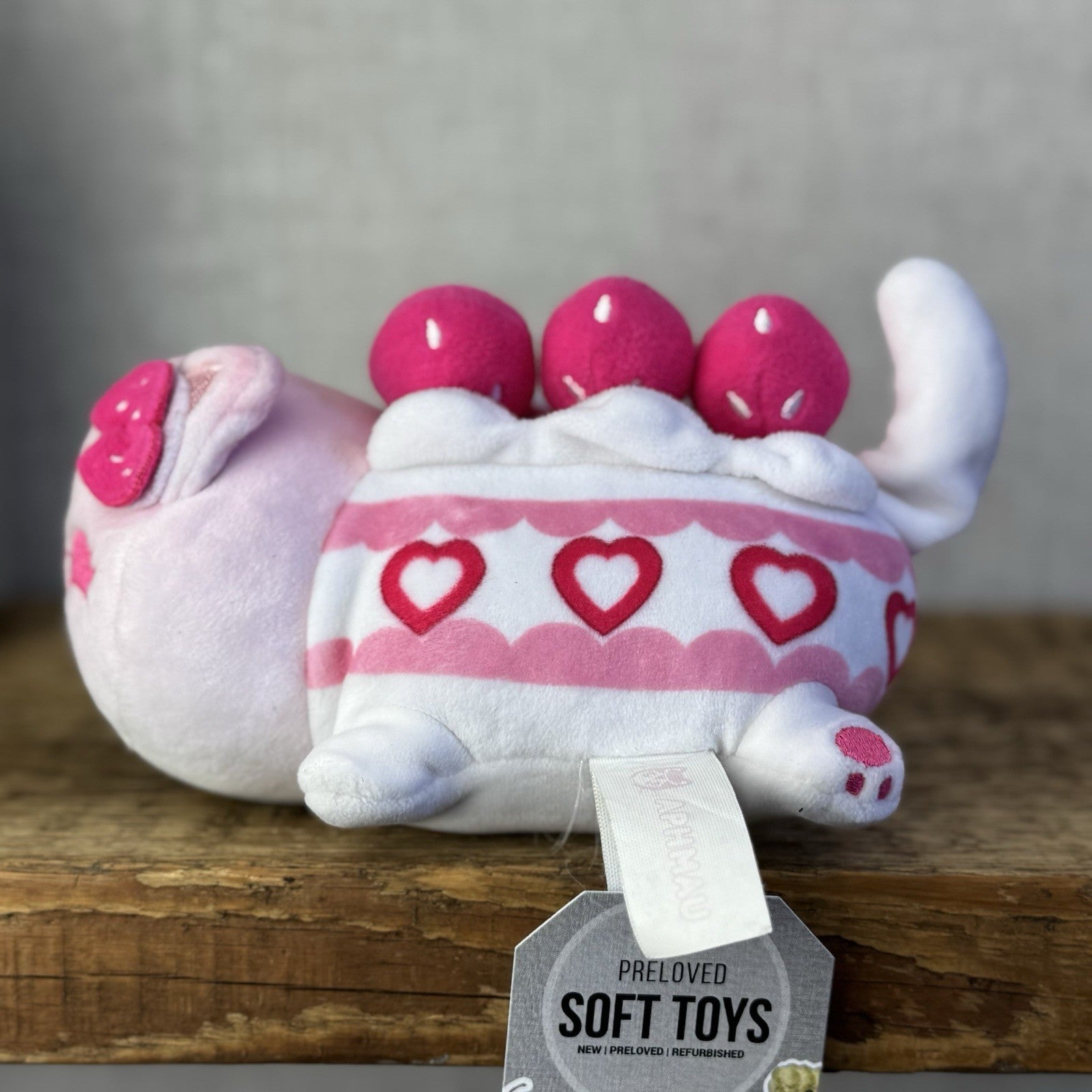 Aphmau MeeMeows - Strawberry Shortcake Cat Kitty Aphmau Merchandise Small Cat 5”