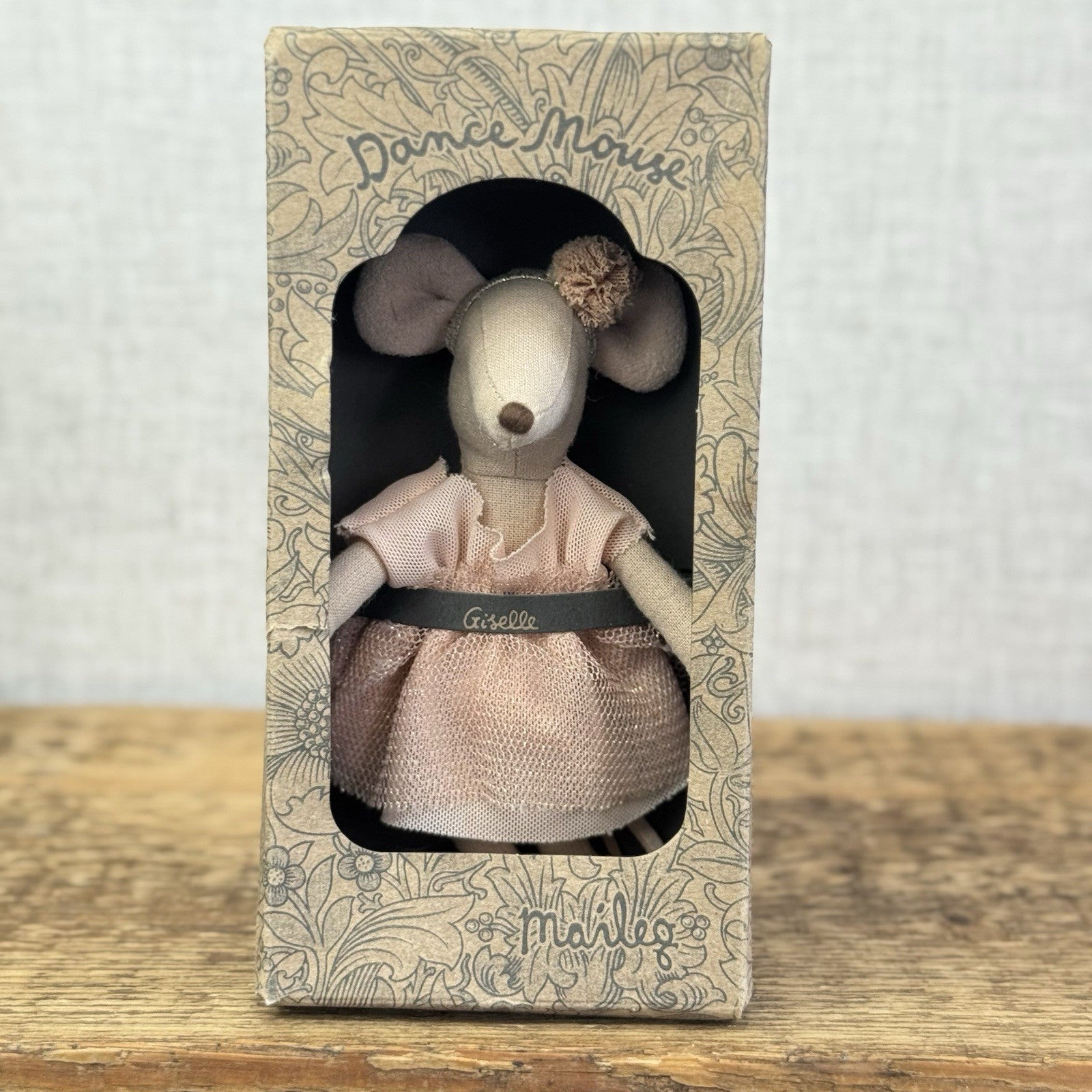 Maileg Small Dance Mouse Giselle ,Ballerina Mouse Soft Toy Magnetic Hand Retired