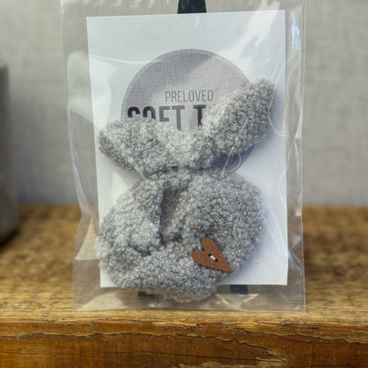 Curly Fur Snood & Bow (Fits Medium & Small Jellycat)