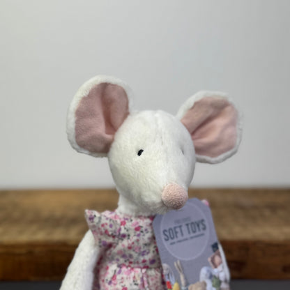 The little white company - Myrtle Mouse